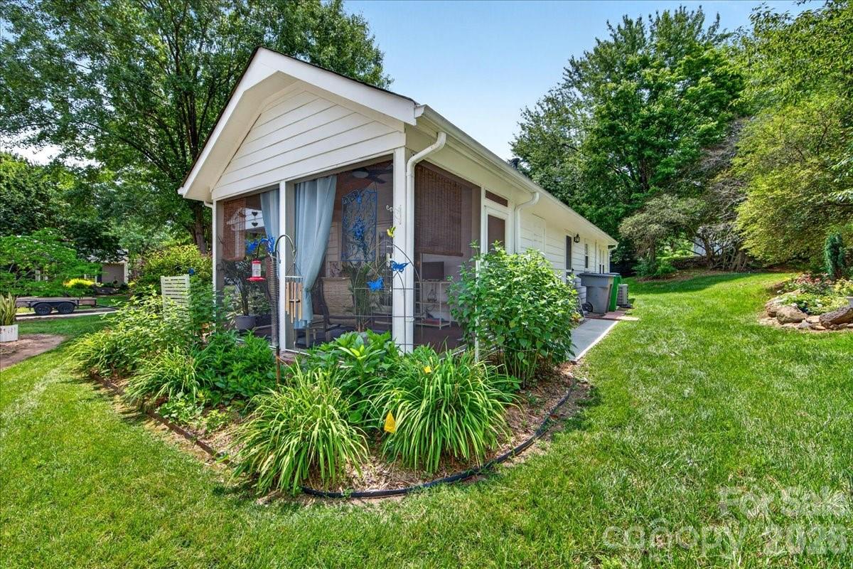 Candlewyck - Residential