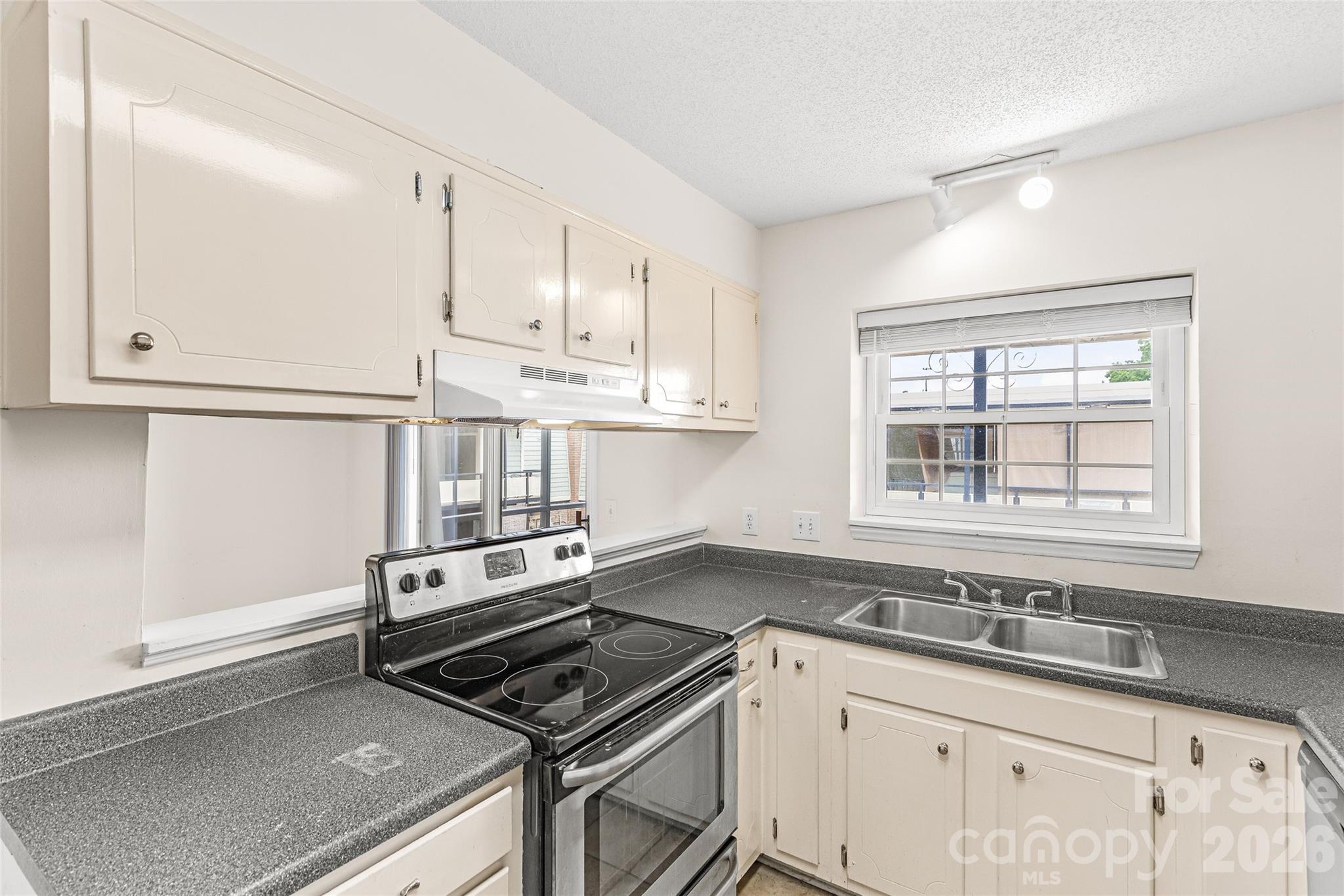Dilworth Edge - Residential