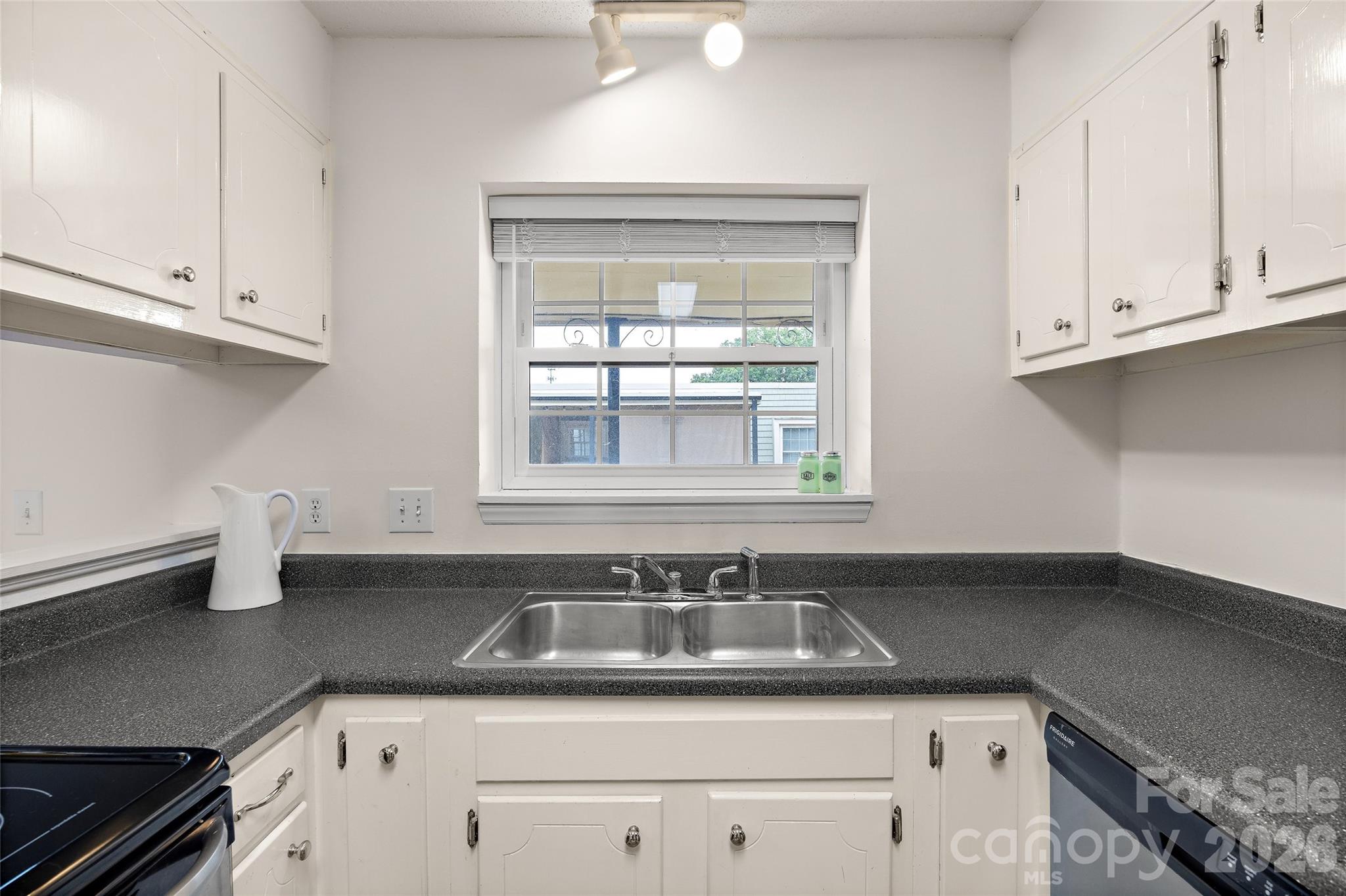 Dilworth Edge - Residential