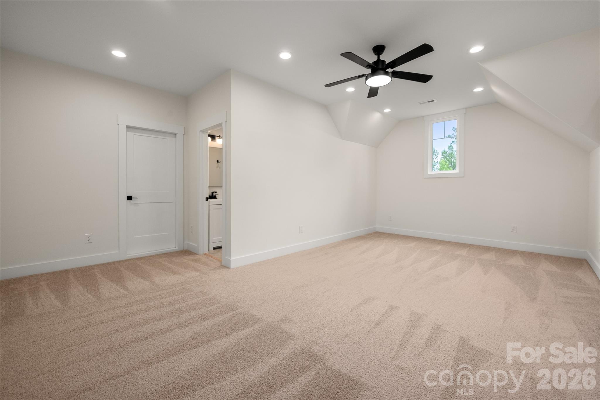 Magnolia - Residential