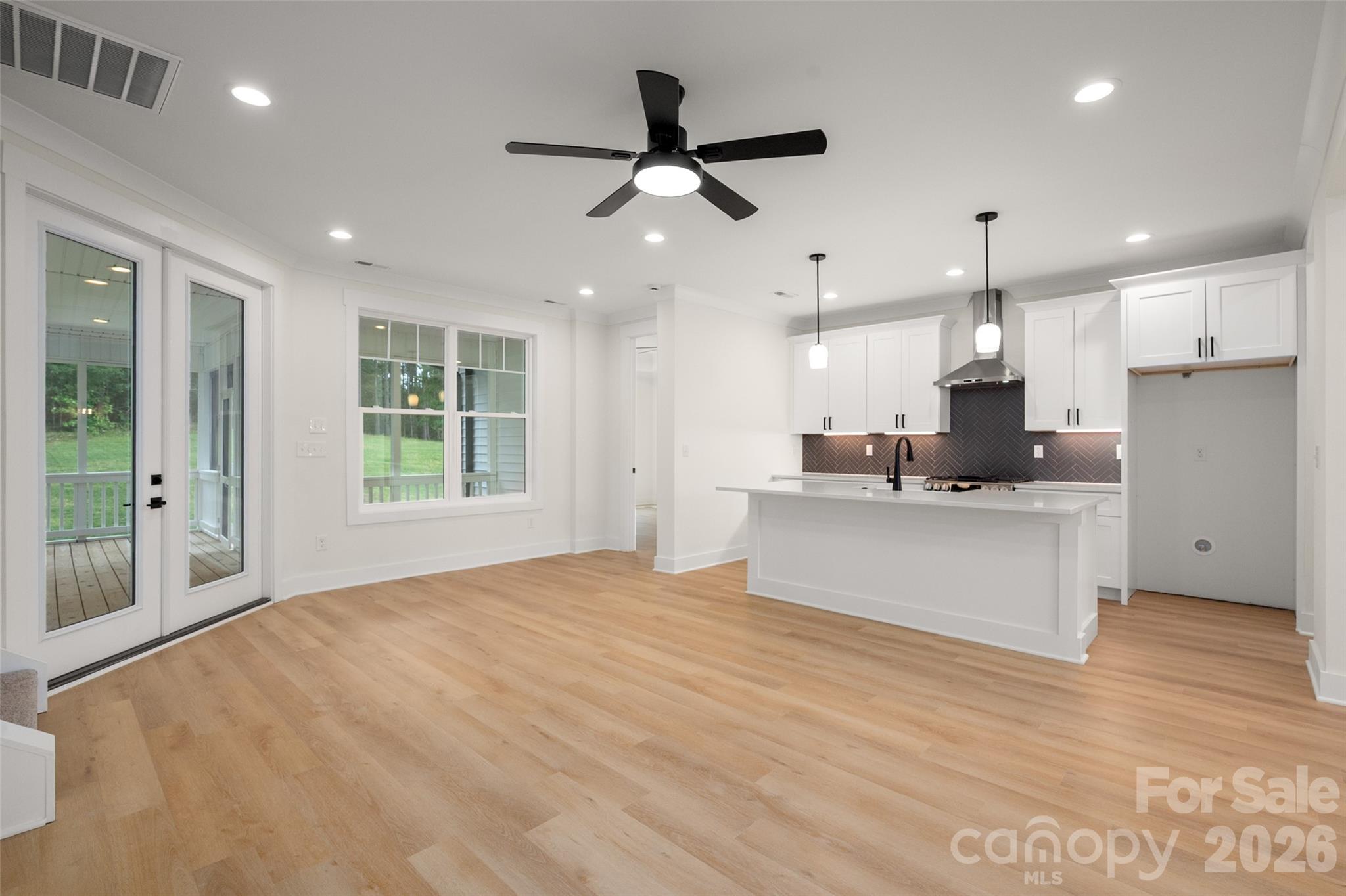 Magnolia - Residential