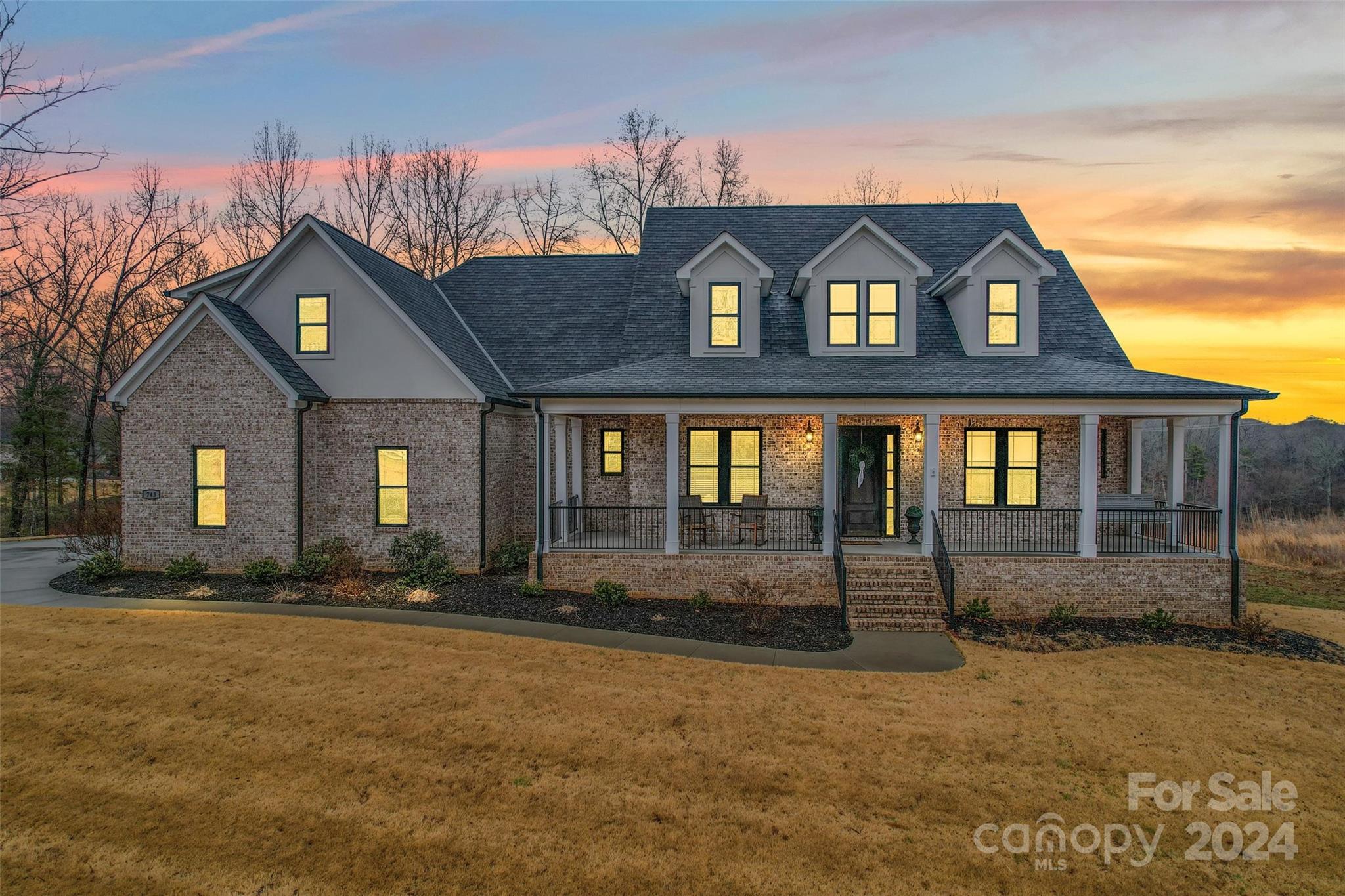 The Retreat At Sunset Ridge - Residential