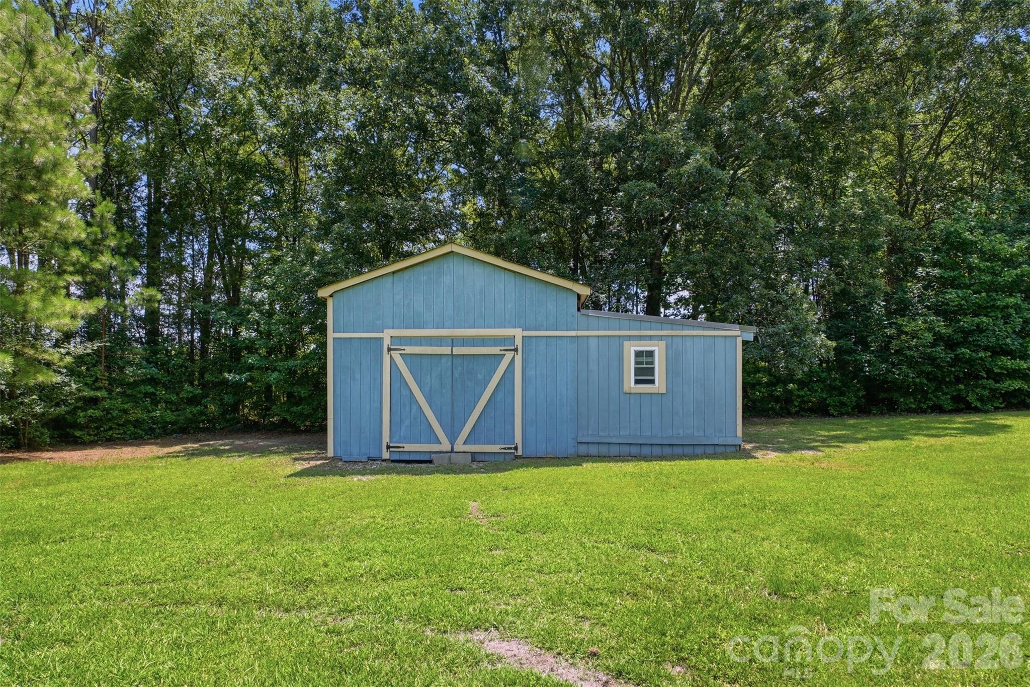 Mirror Lake - Residential