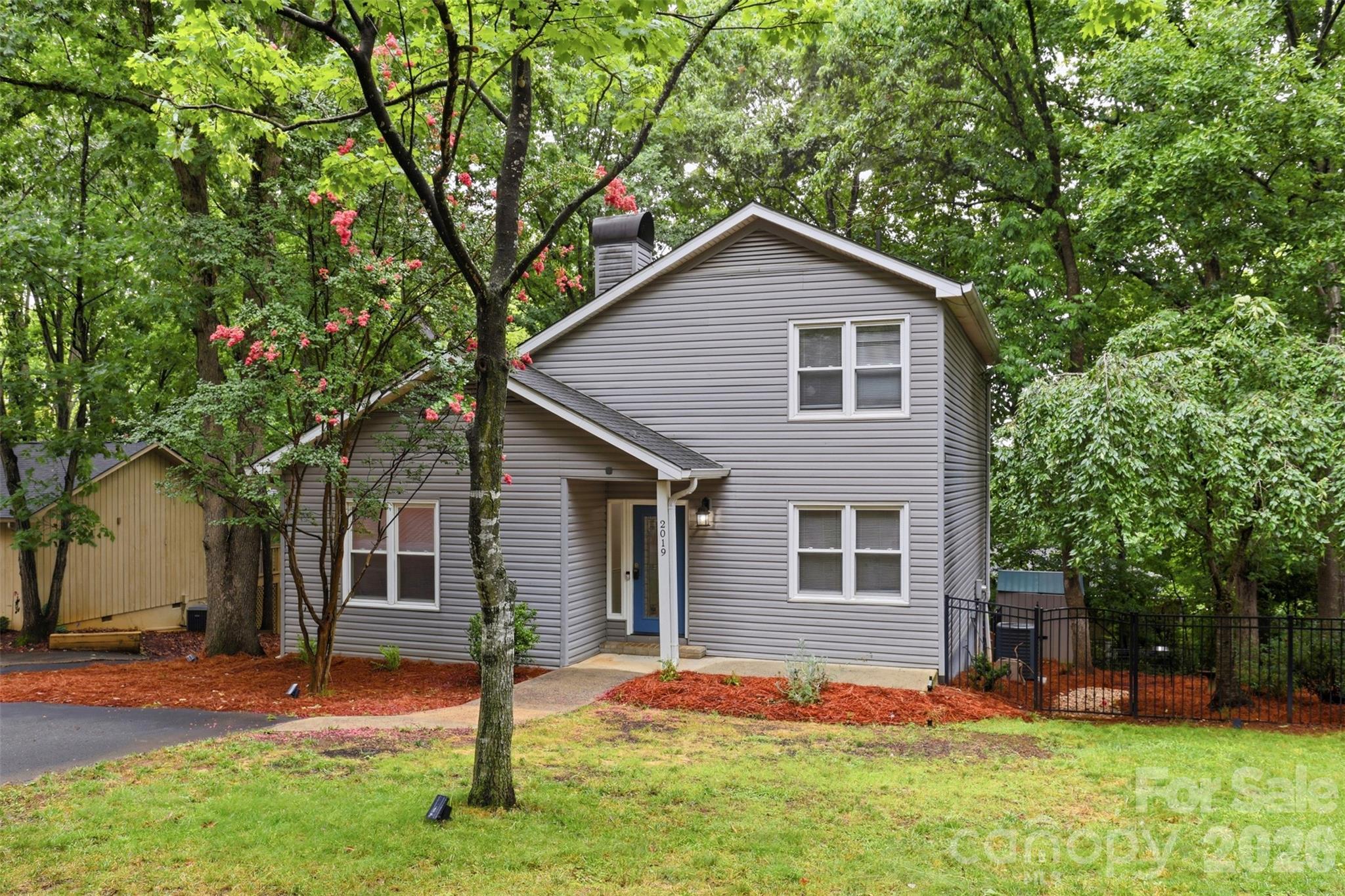 Tega Cay - Residential