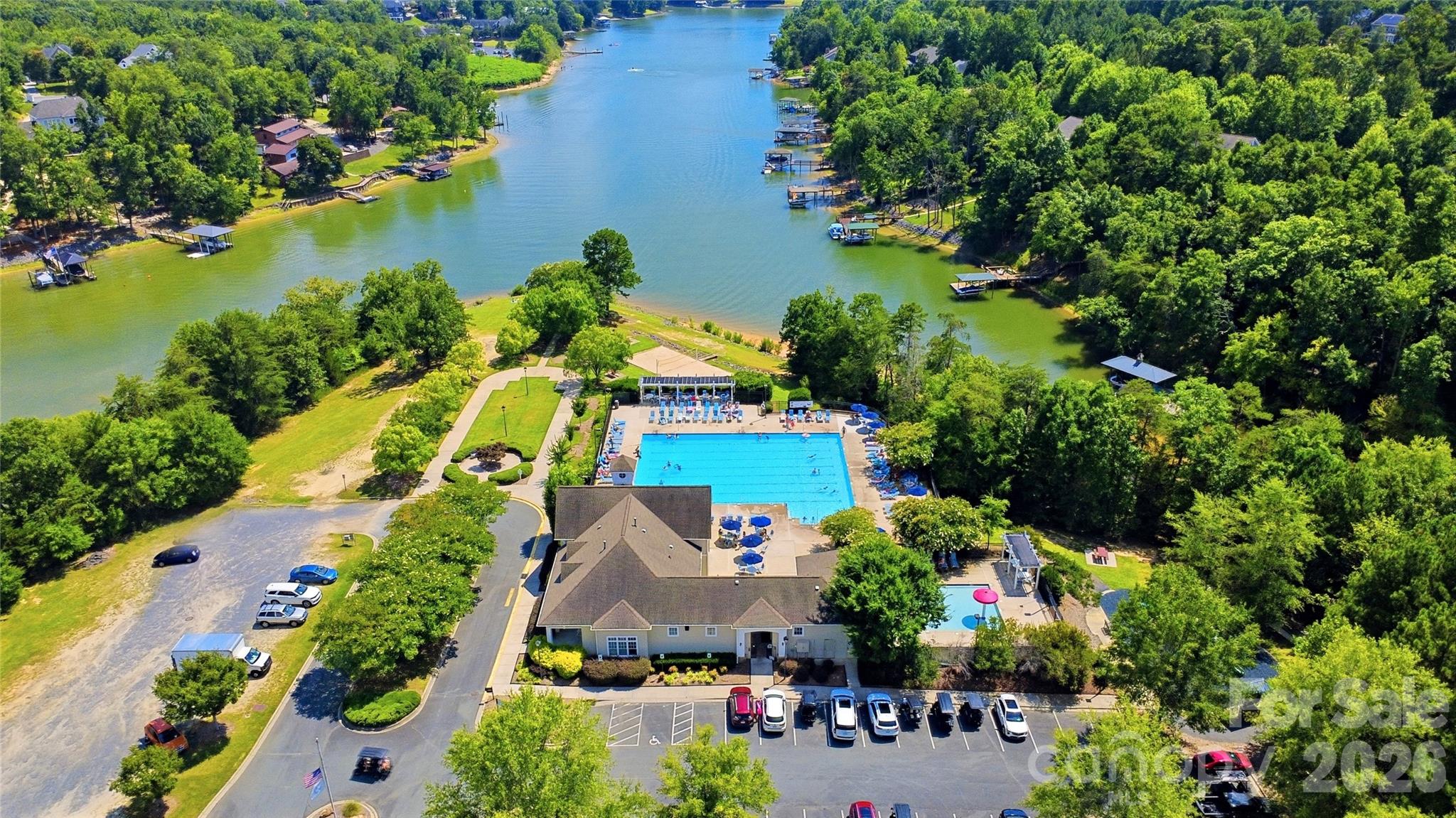 Tega Cay - Residential