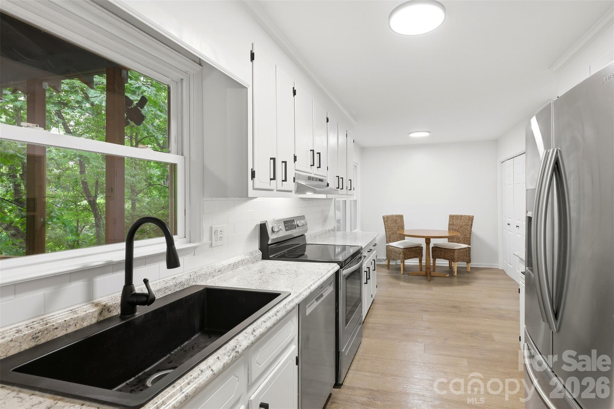 Tega Cay - Residential