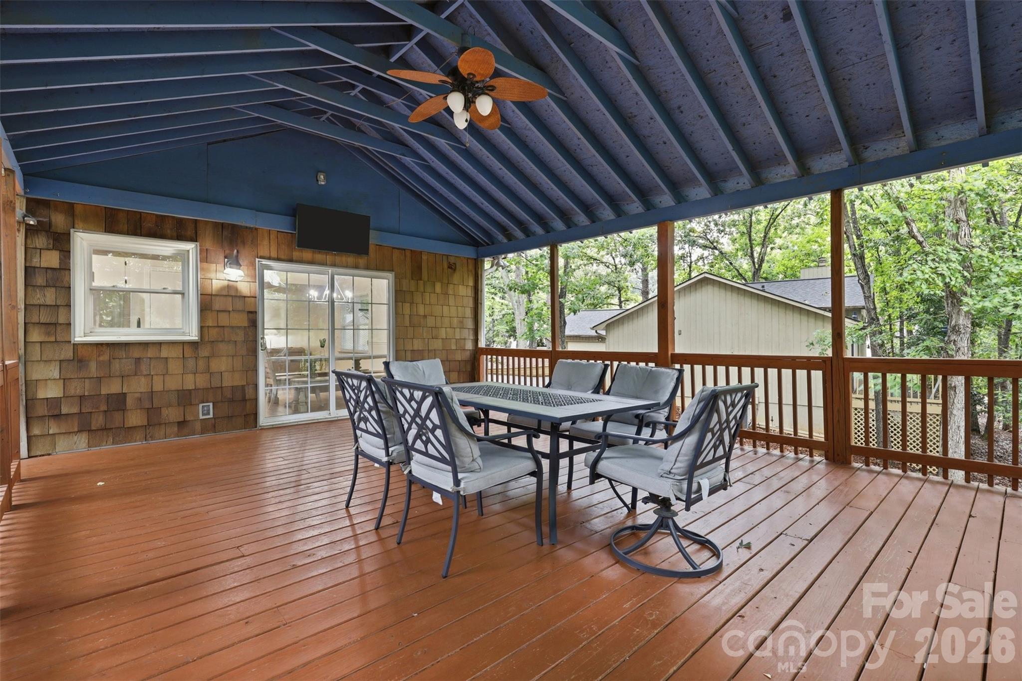 Tega Cay - Residential