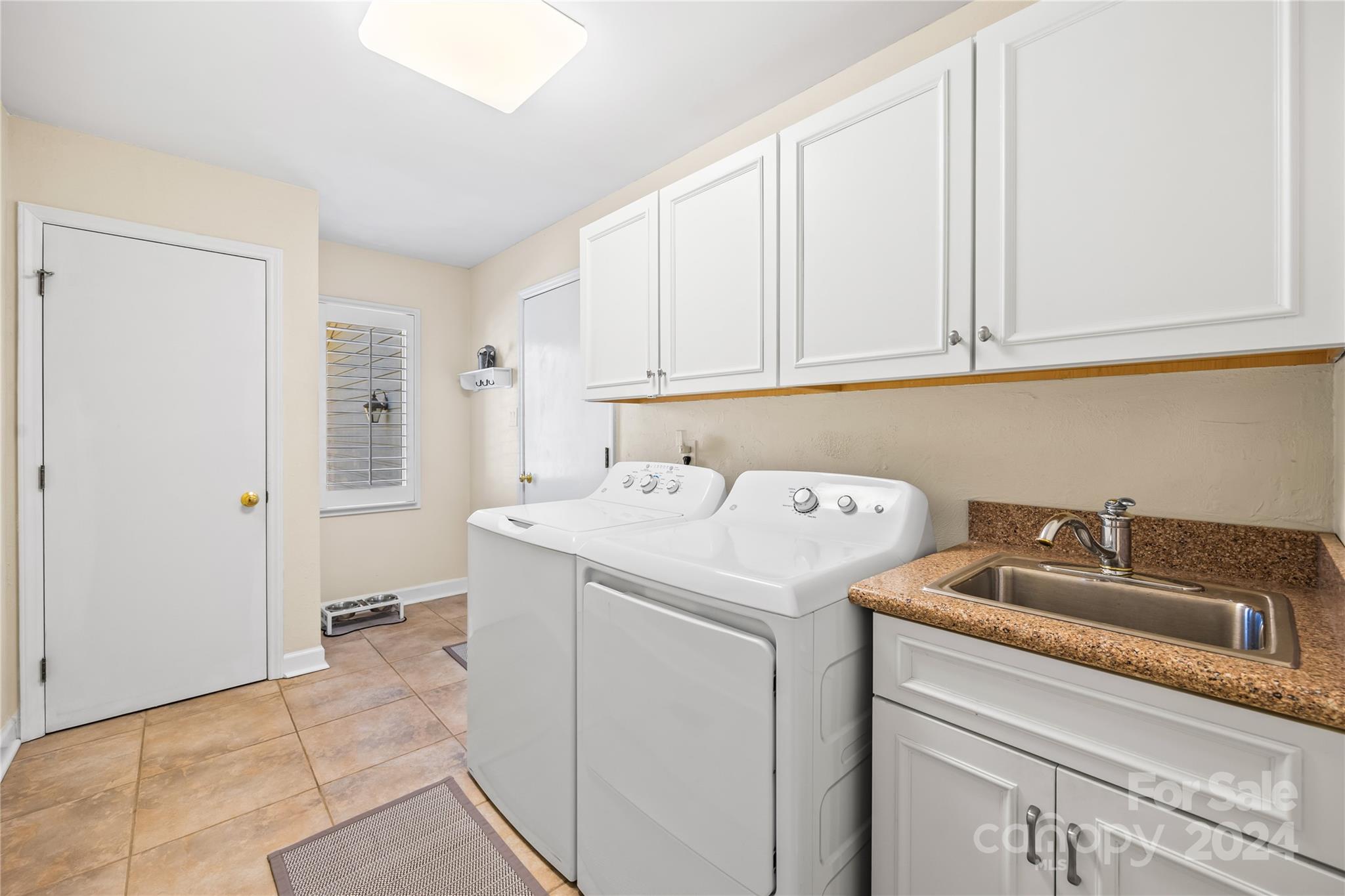 River Hills - Residential