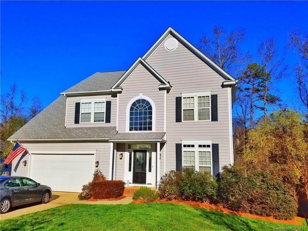 Buy a Lifestyle. This home has so many extras. Wooded Cul-de-Sac lot in desirable Knightsbridge Neighborhood. 4 Bedrooms up with Finished Walk-Out Basement and 3 Full Baths! Oversized 23X16 Screened-In Porch off Dining Room. Timed Lanscape Lighting and Irrigation Installed. Tankless Water Heater, Newer Appliances. 2 decks, patio overlooking lovely wooded property. Great access to shopping,schools and I-77!!! Won't last Long!