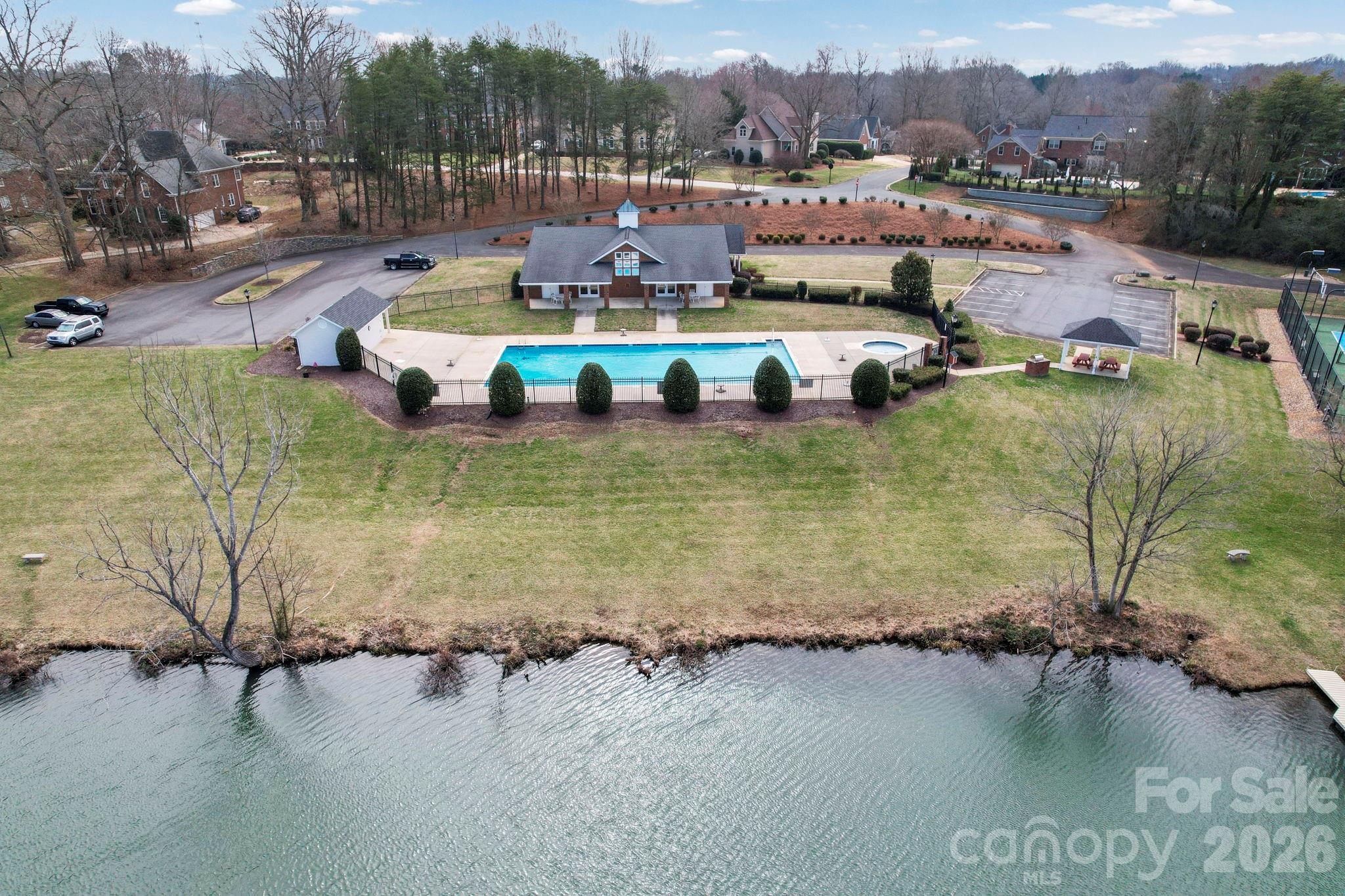 Beacon Knoll Villas - Residential