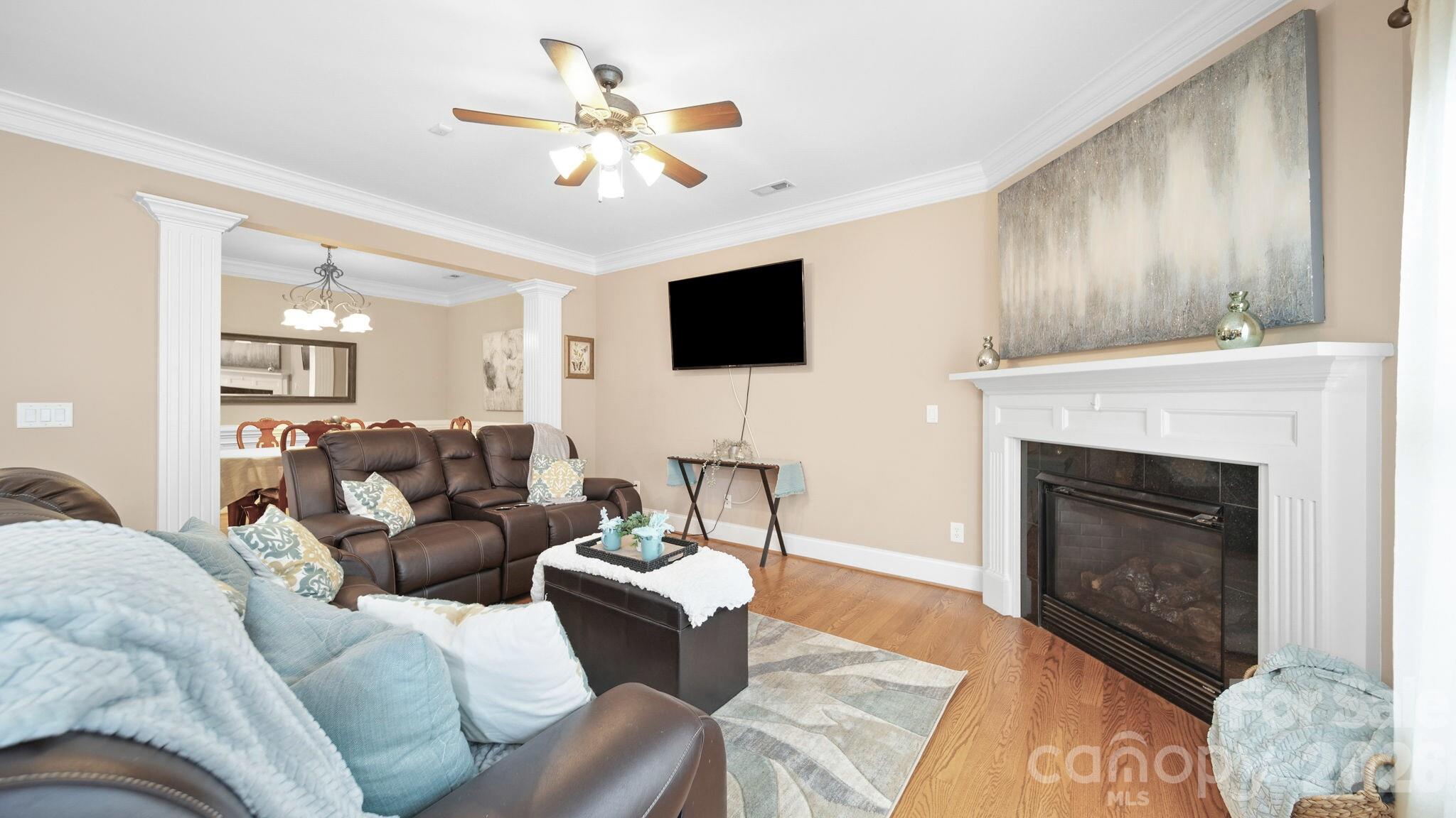 Beacon Knoll Villas - Residential