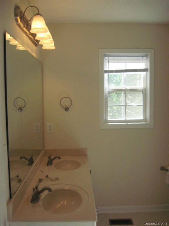 Avery Lake - Residential