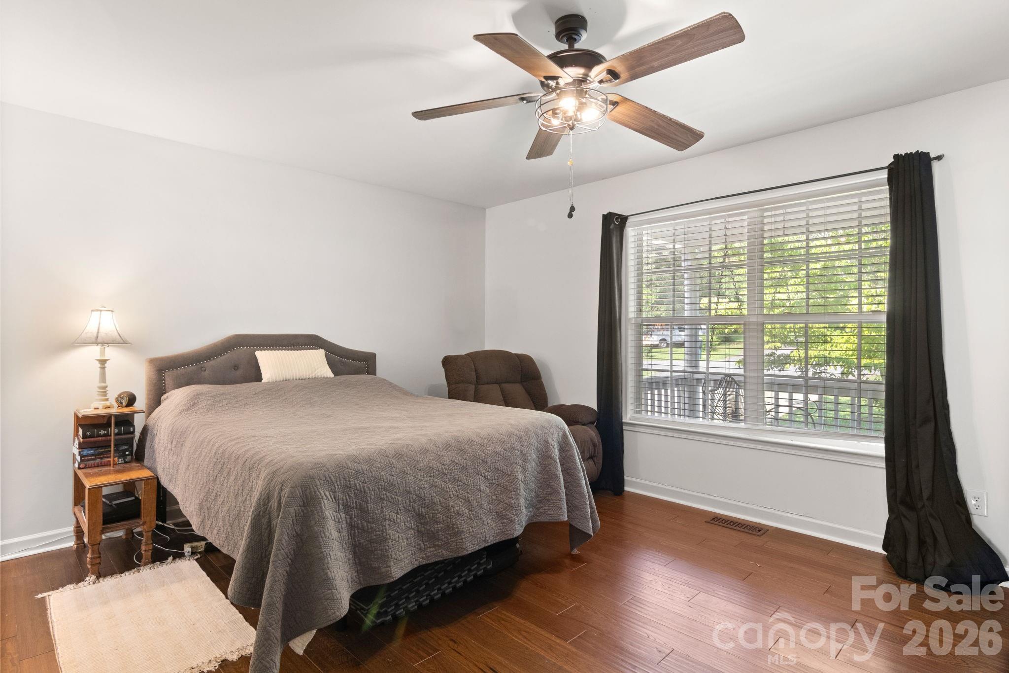 ROBERTS - Residential