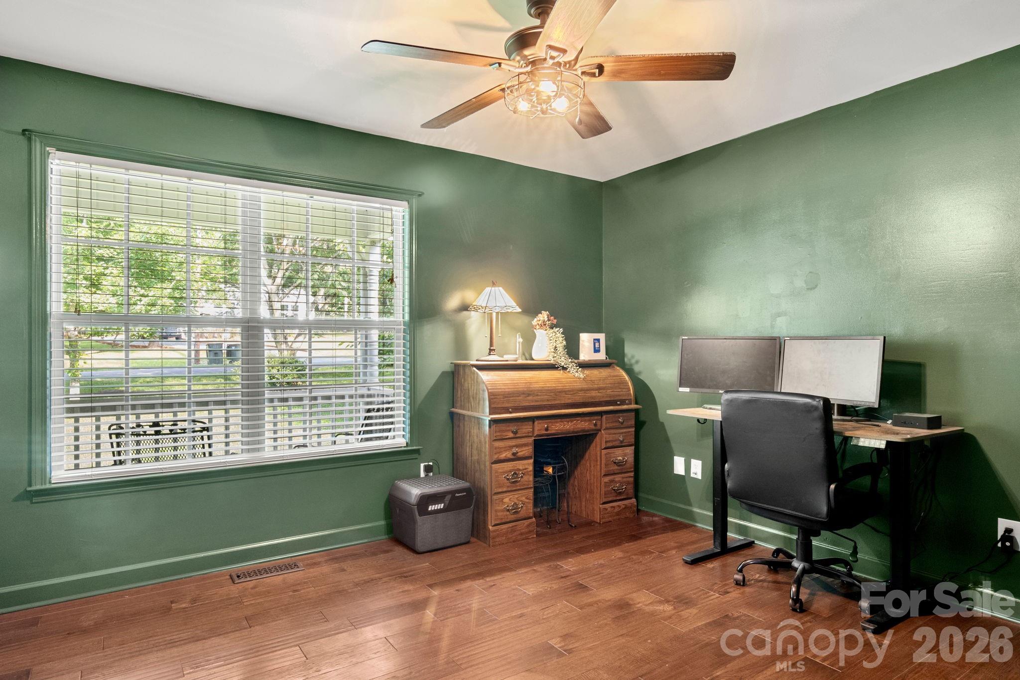 ROBERTS - Residential