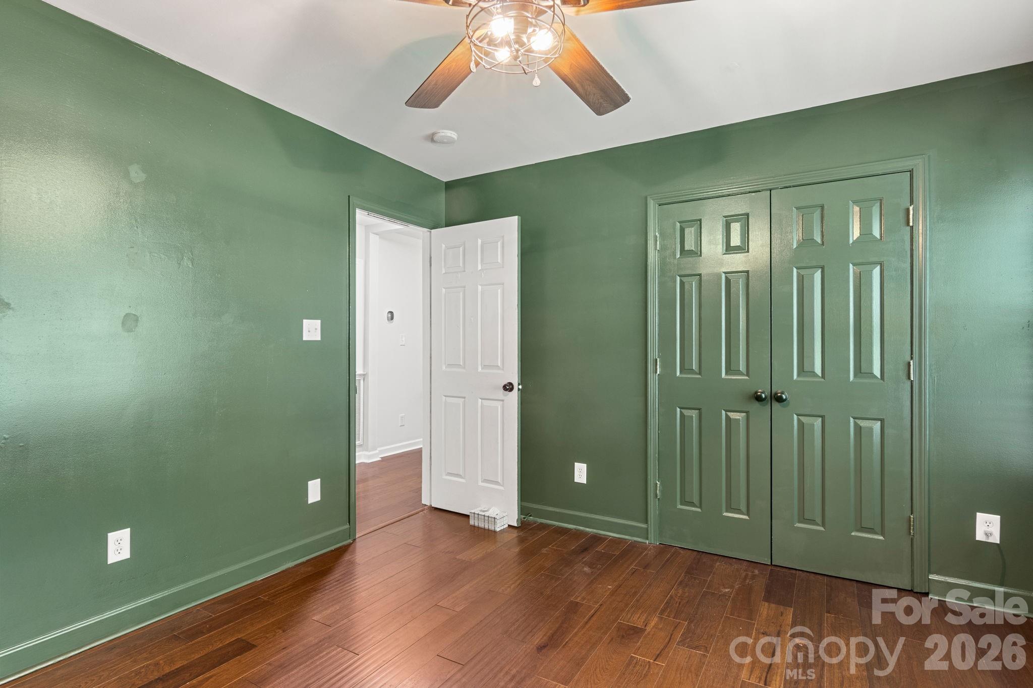 ROBERTS - Residential
