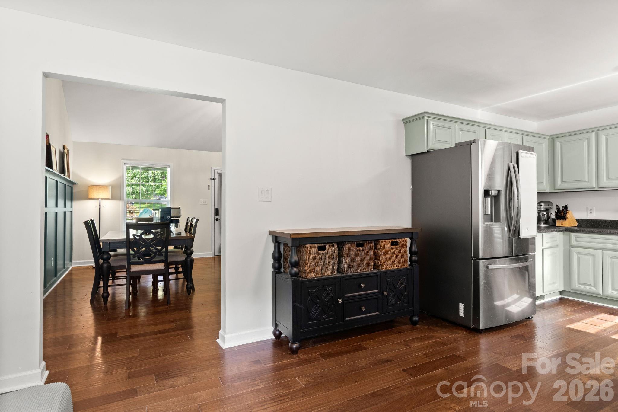 ROBERTS - Residential