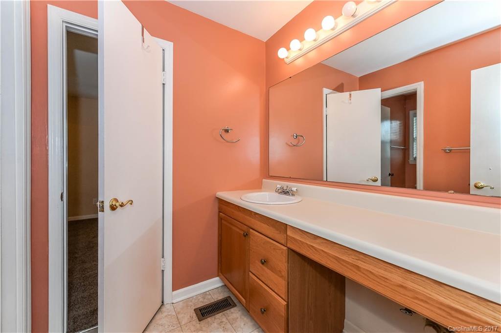 Tega Cay - Residential