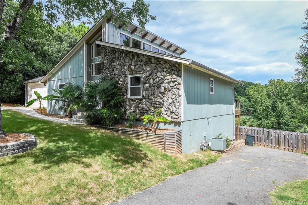 Tega Cay - Residential