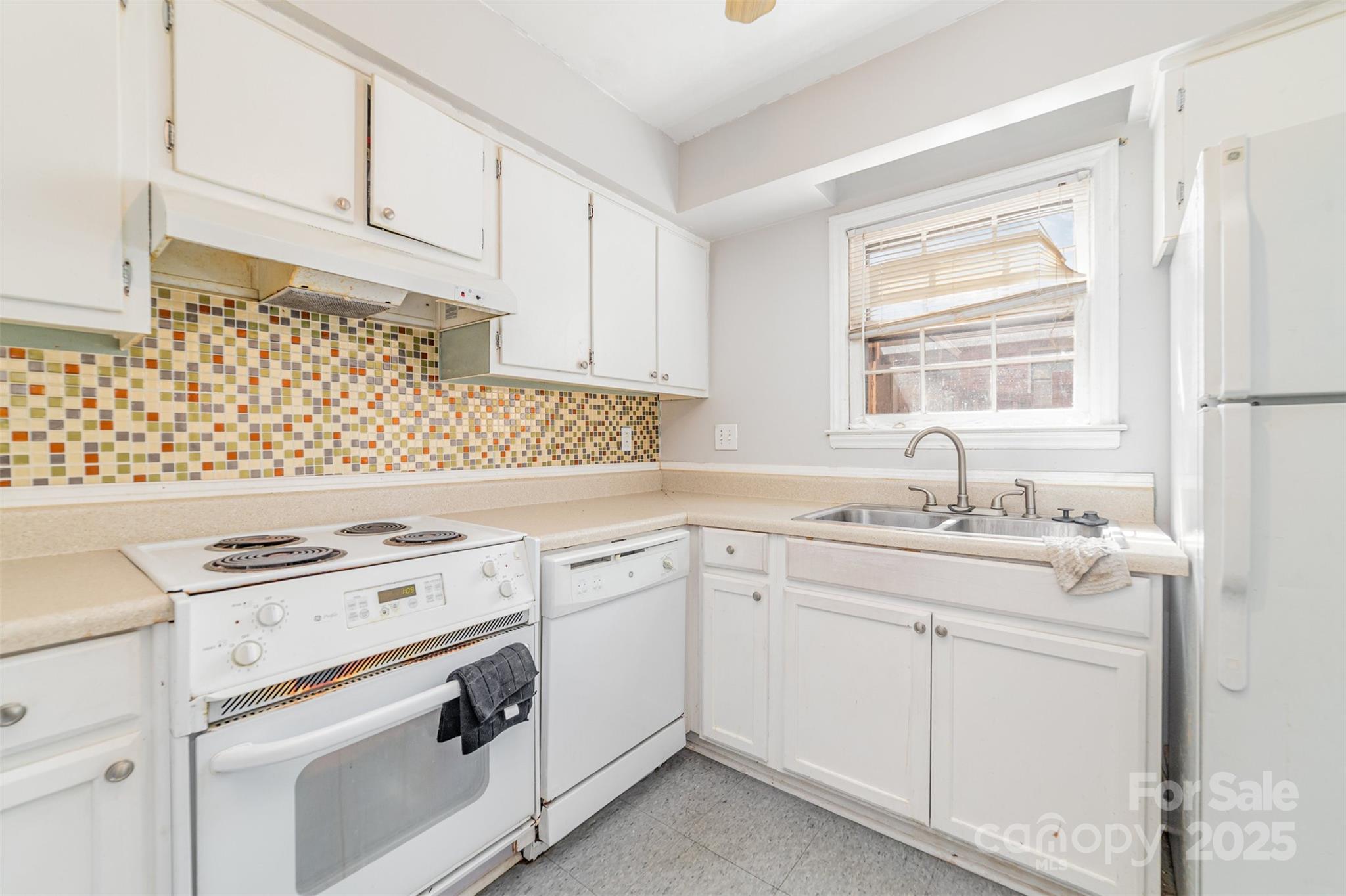 Carriage House - Residential