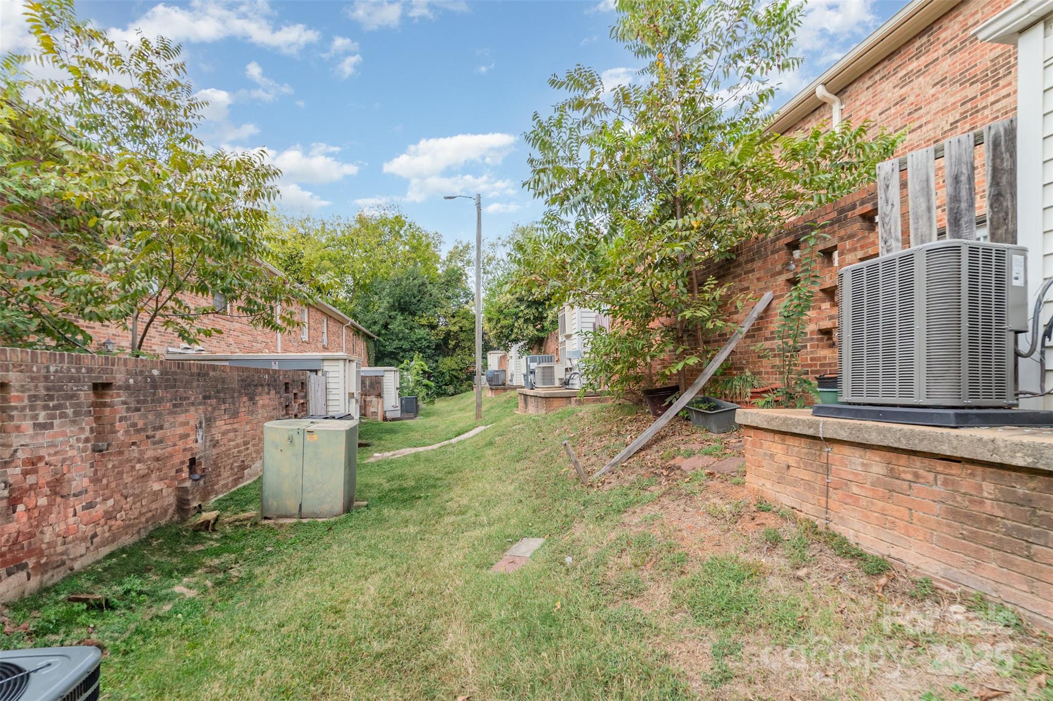 Carriage House - Residential