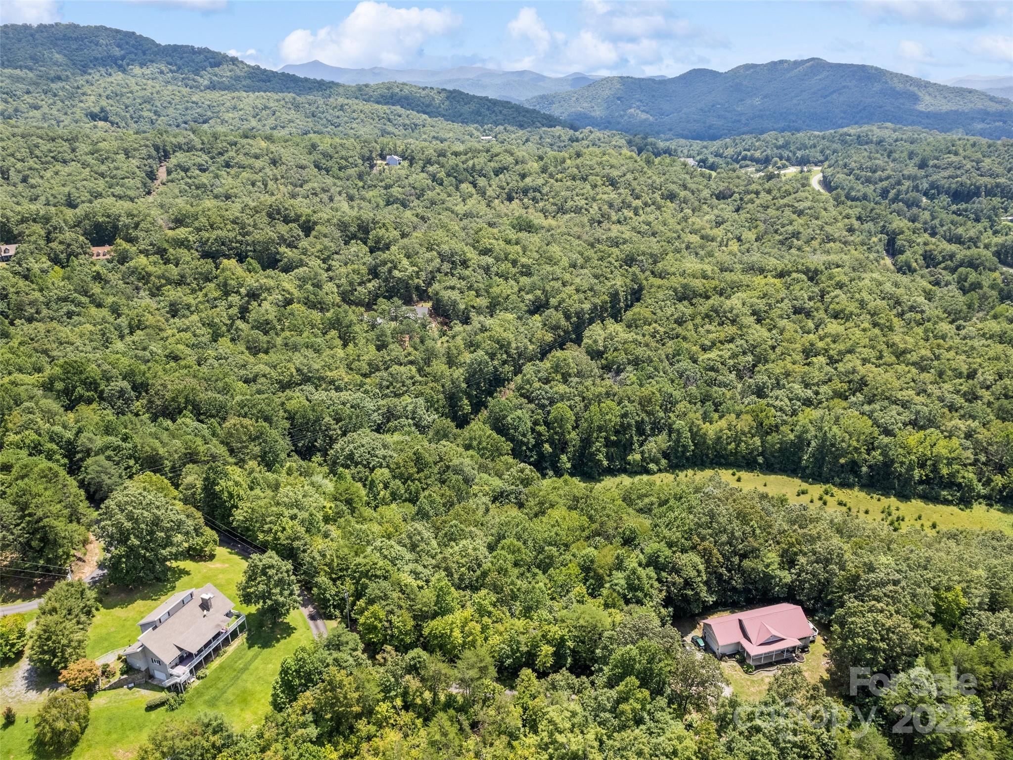 Hazel Hollow - Land