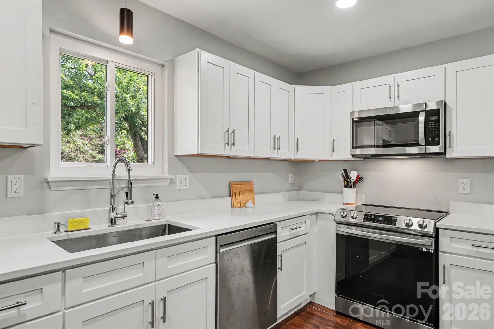 Hickory Ridge - Residential