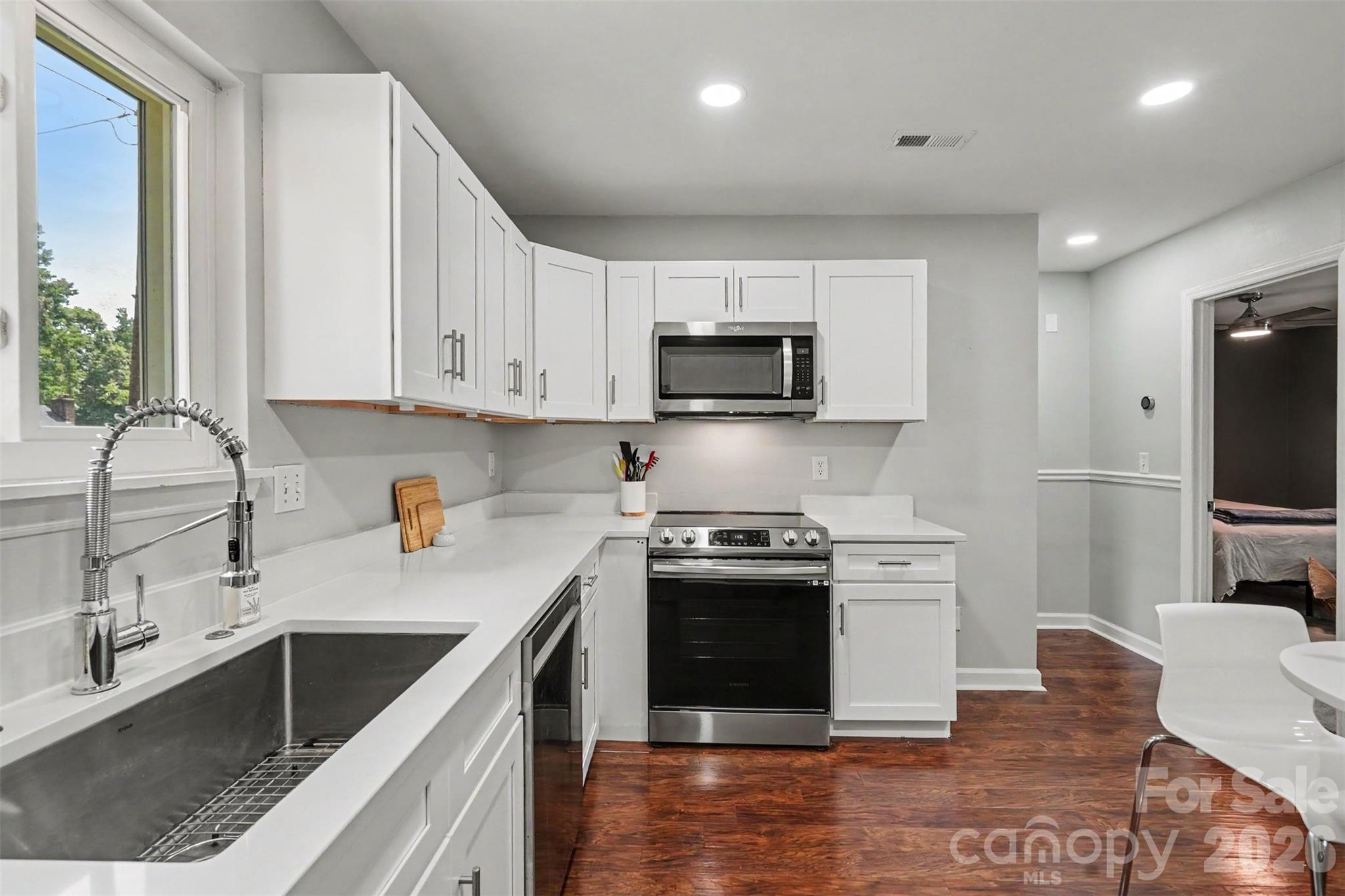 Hickory Ridge - Residential