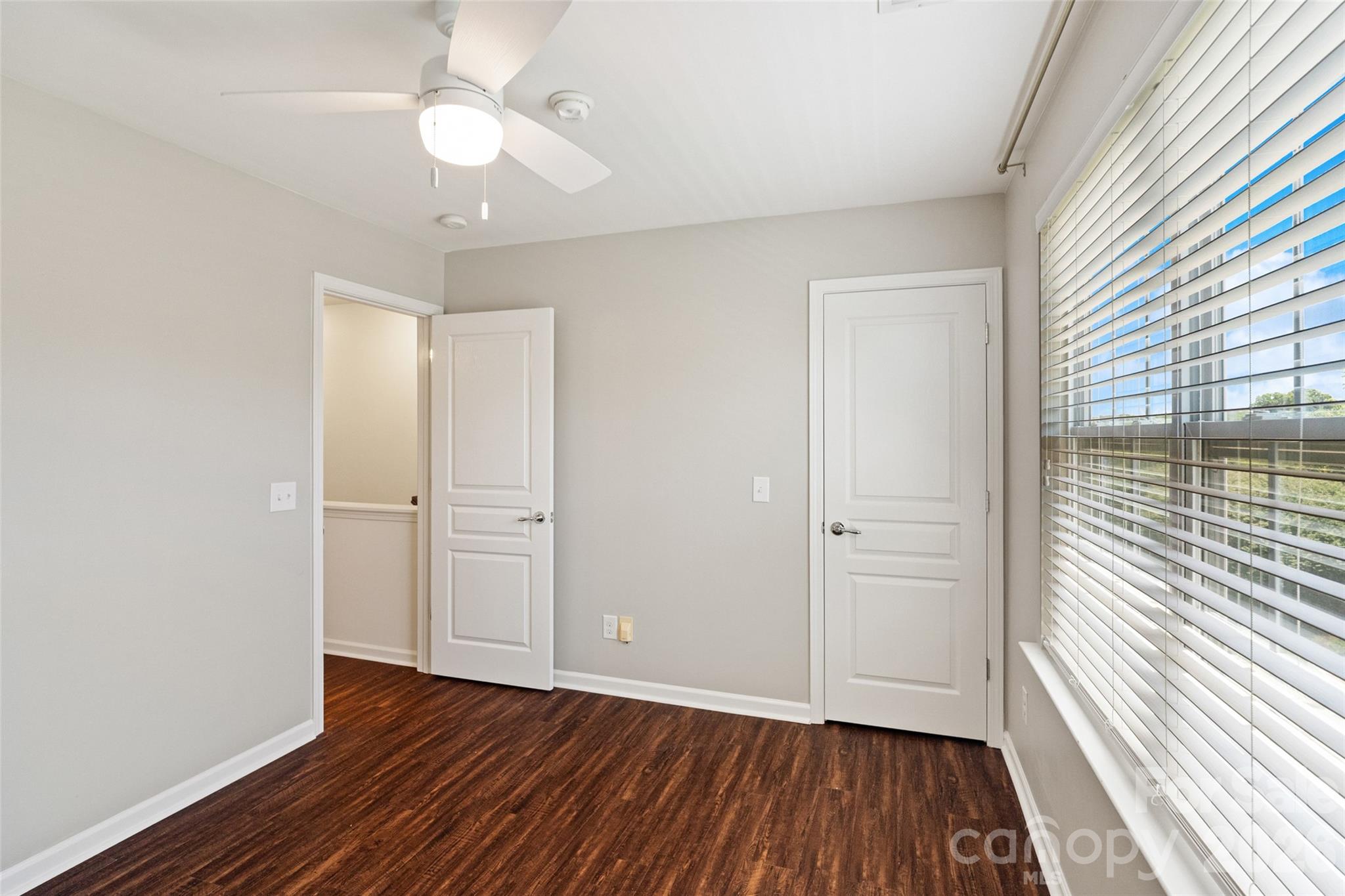 Waters Edge - Residential