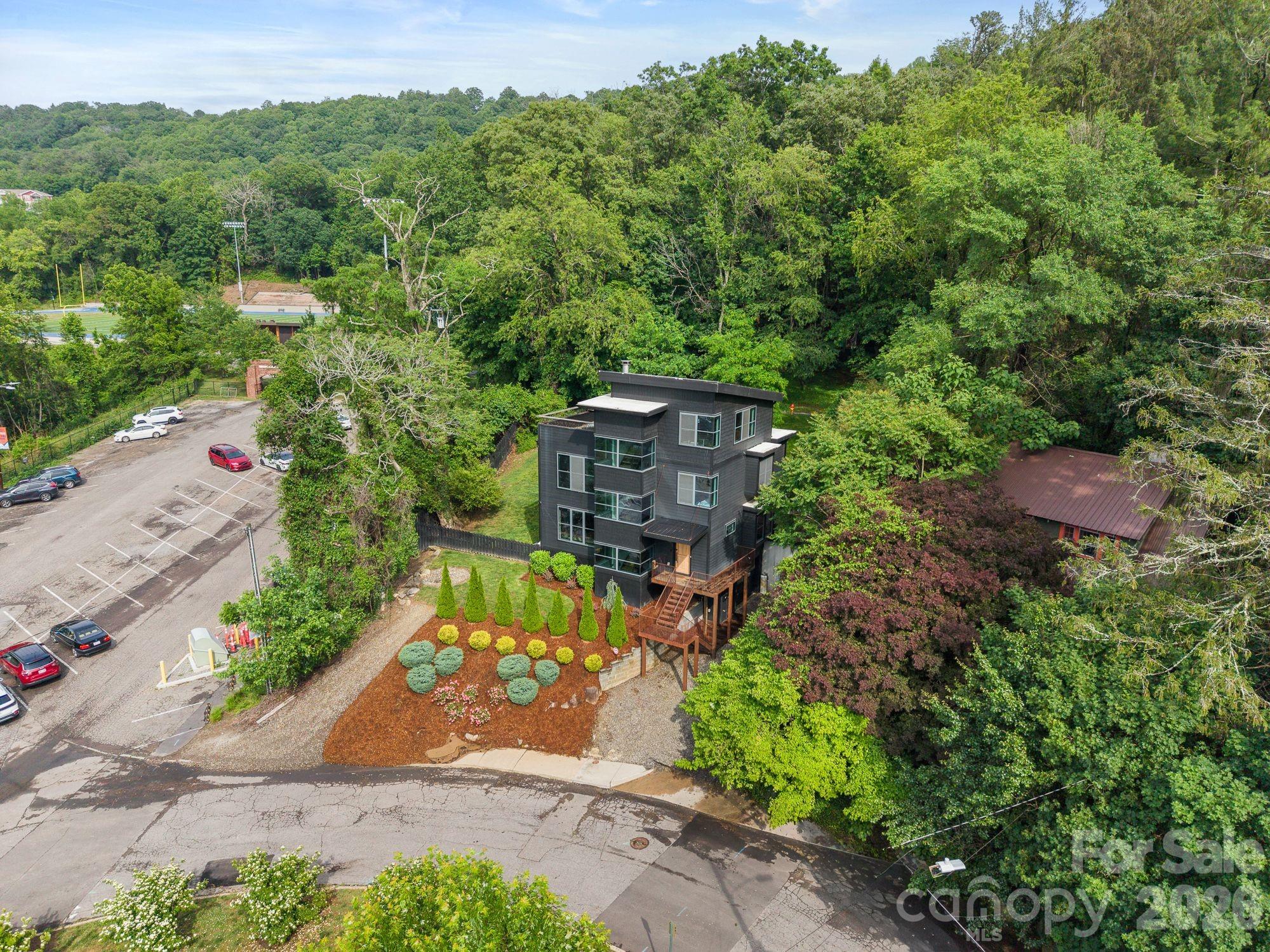 Oakhurst - Residential