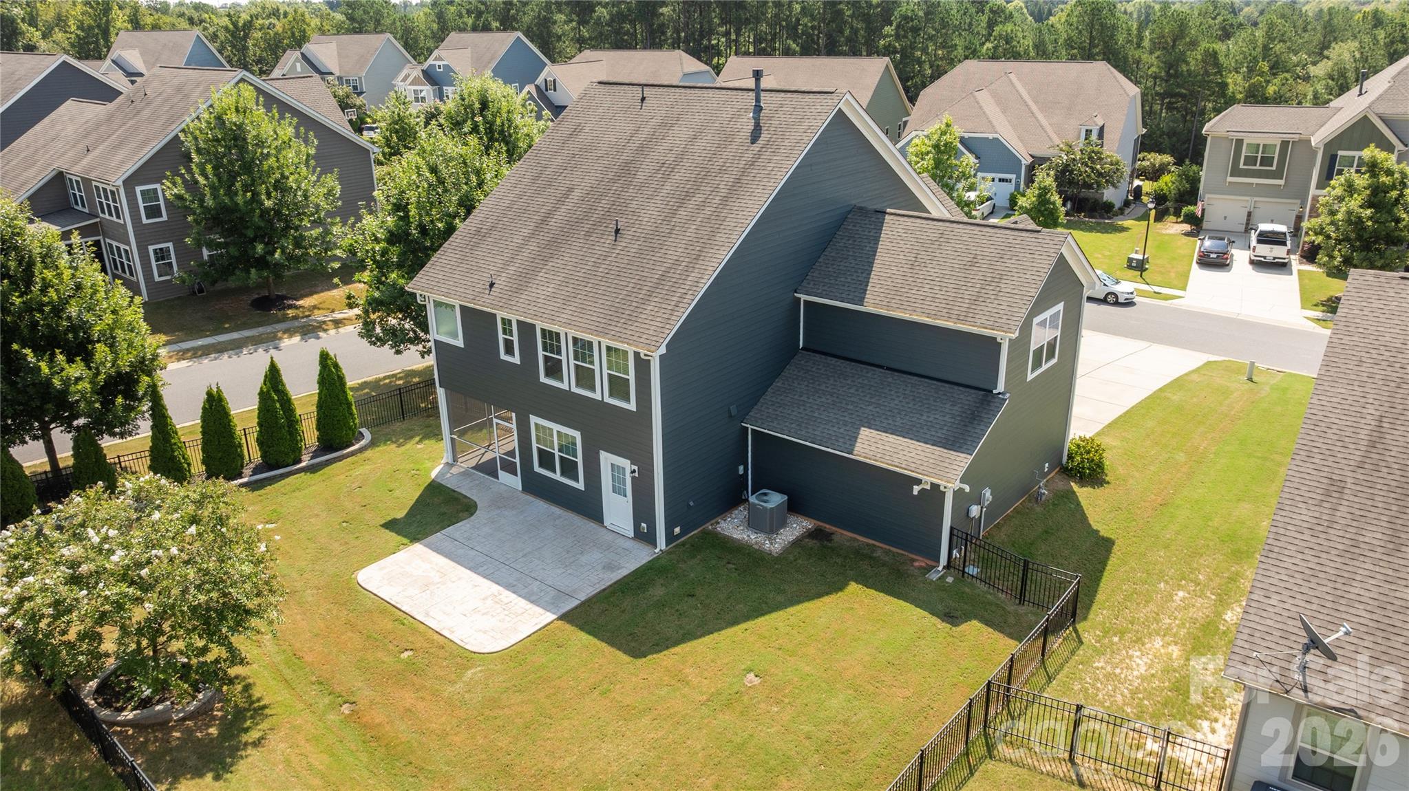 The Retreat At Rayfield - Residential
