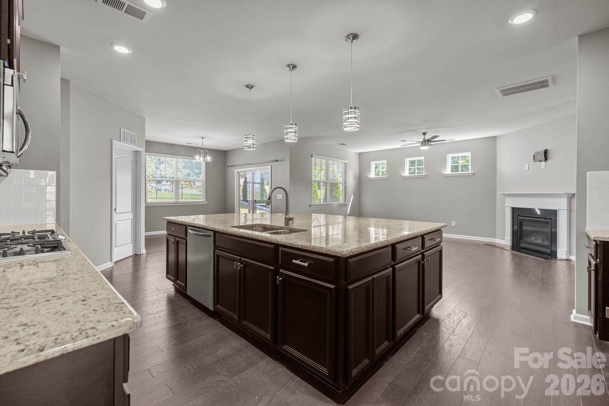 The Retreat At Rayfield - Residential