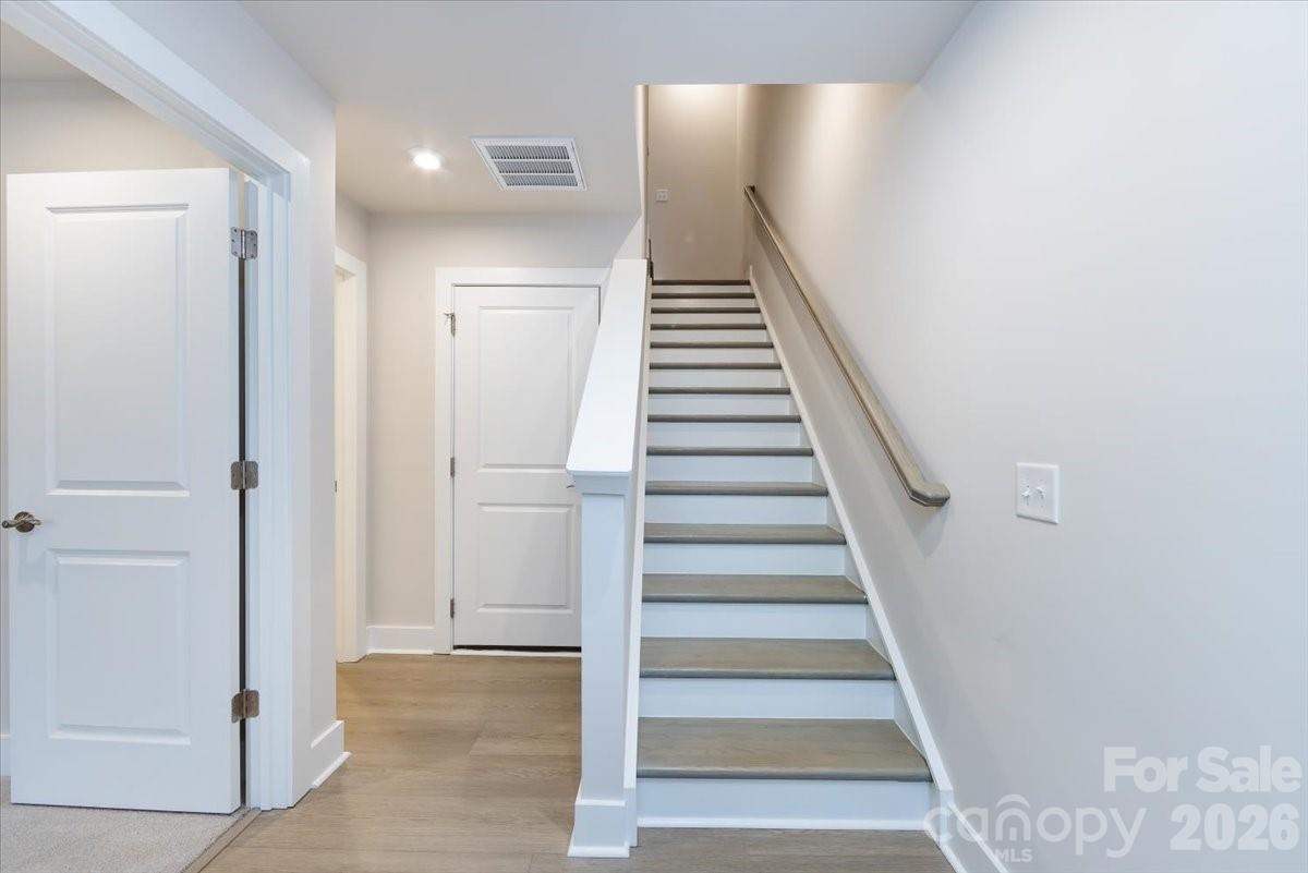 Context at Oakhurst - Residential
