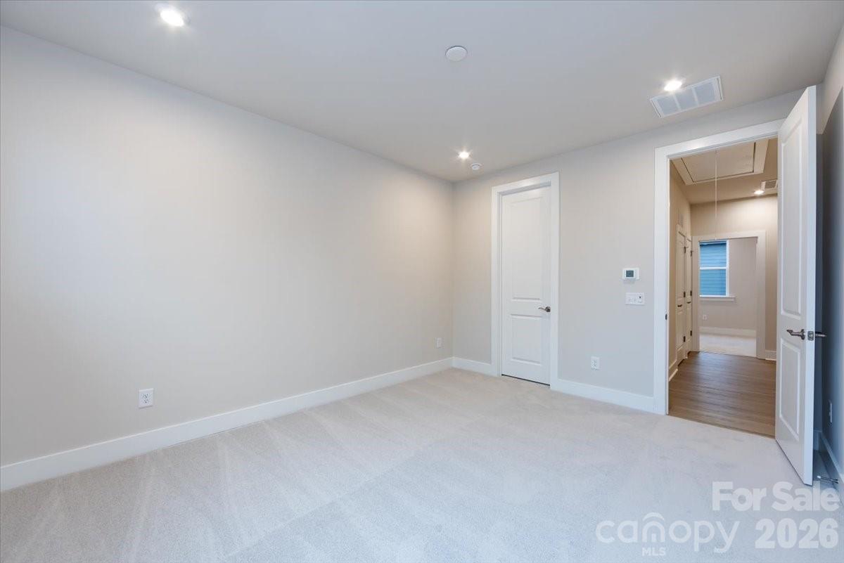 Context at Oakhurst - Residential