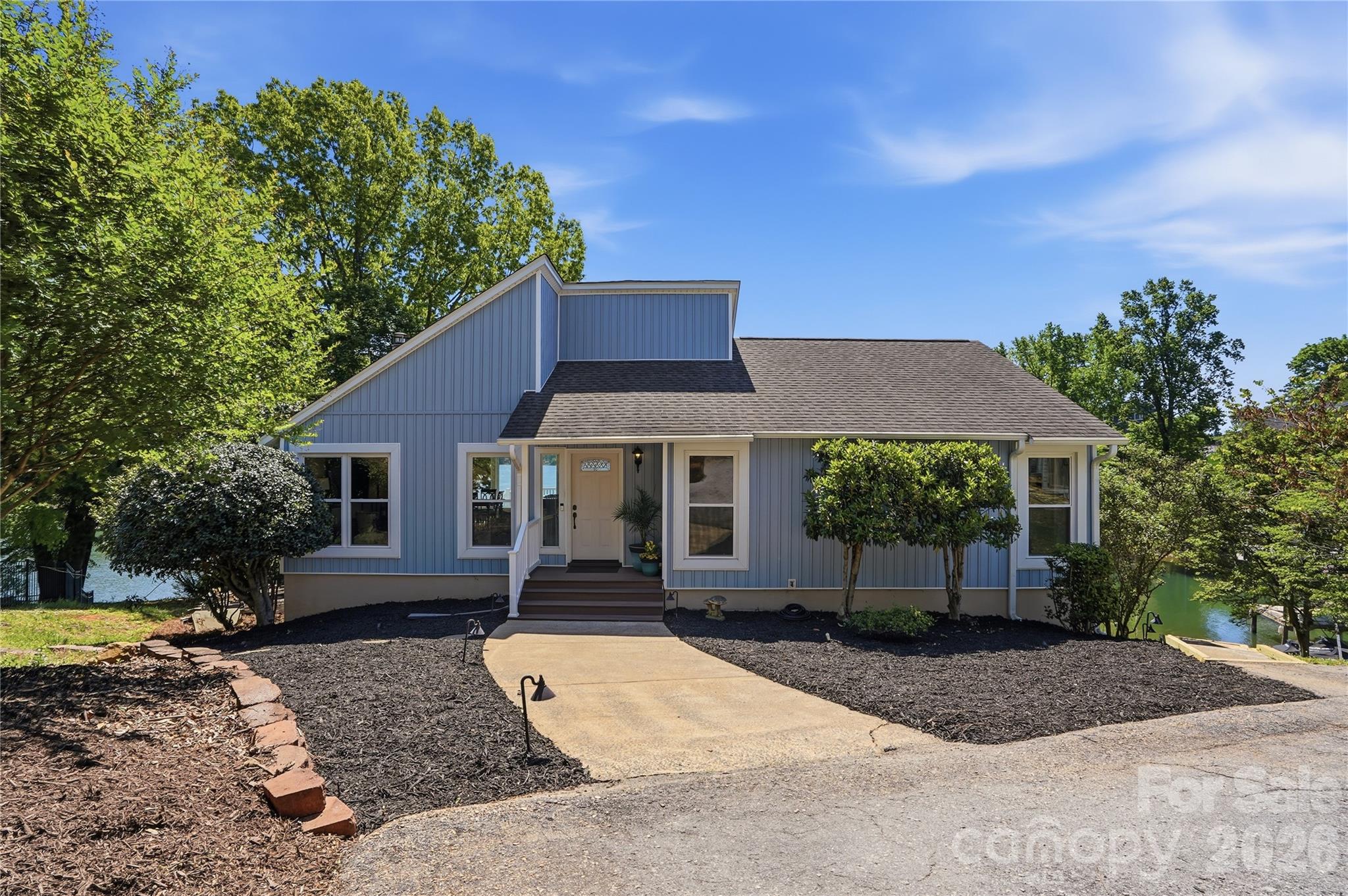 Tega Cay - Residential