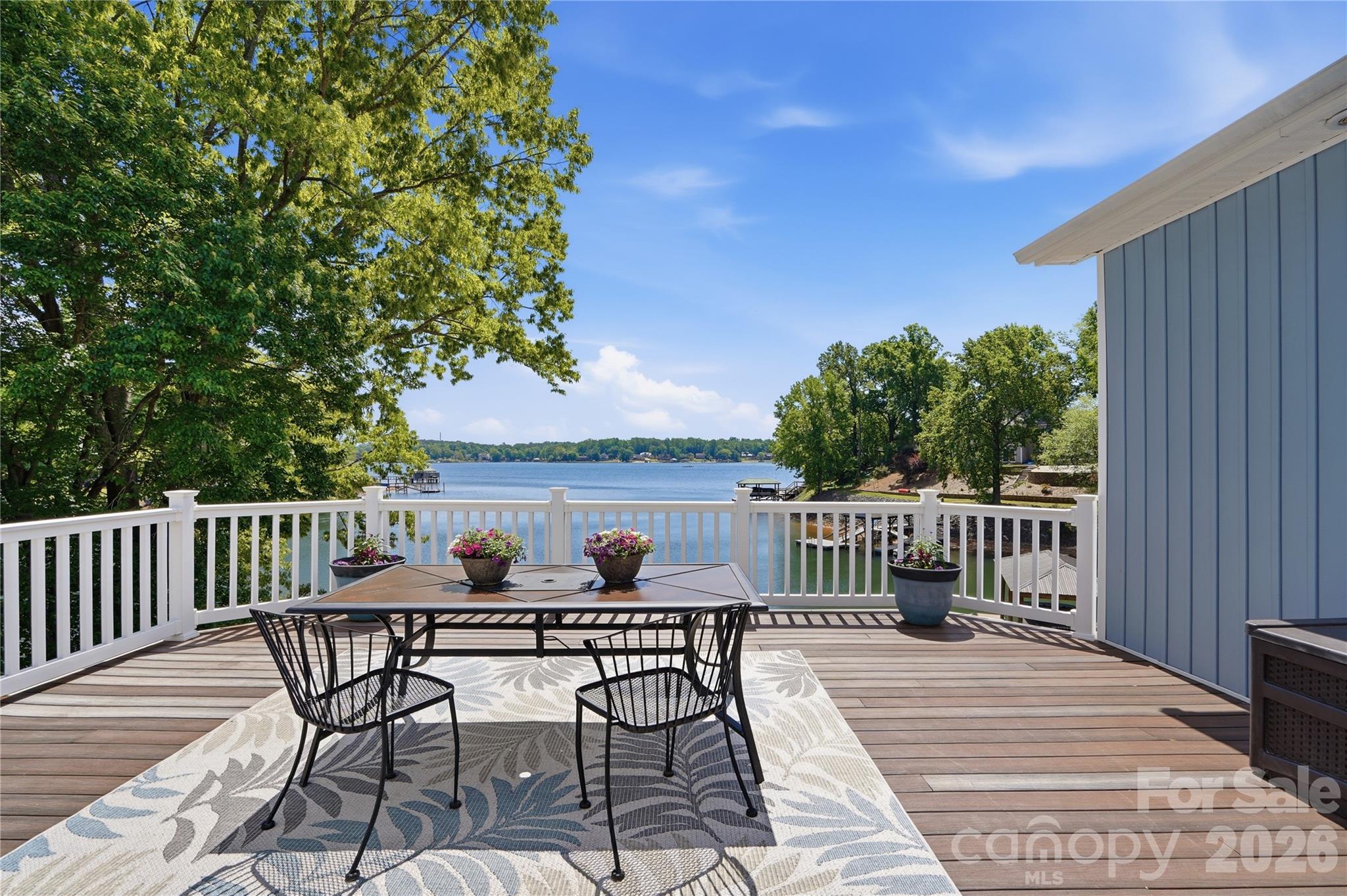 Tega Cay - Residential