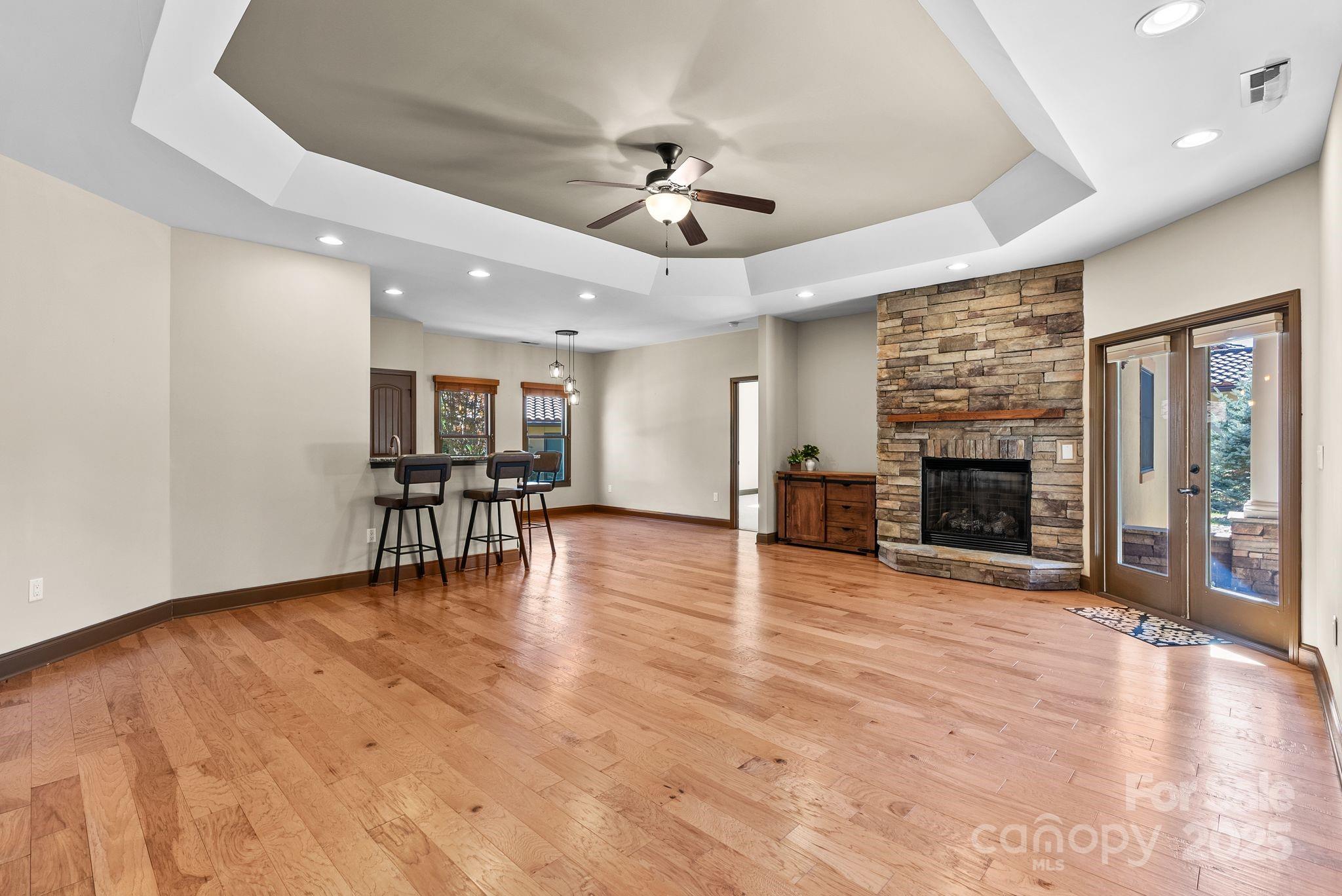Bonito Ocaso in Crowell Farms - Residential