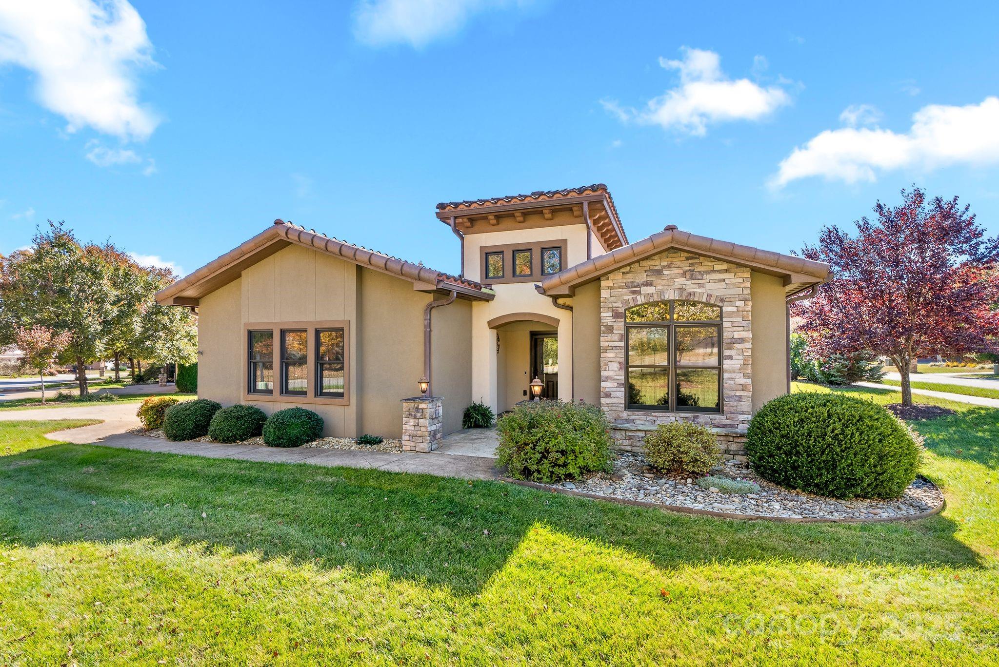 Bonito Ocaso in Crowell Farms - Residential