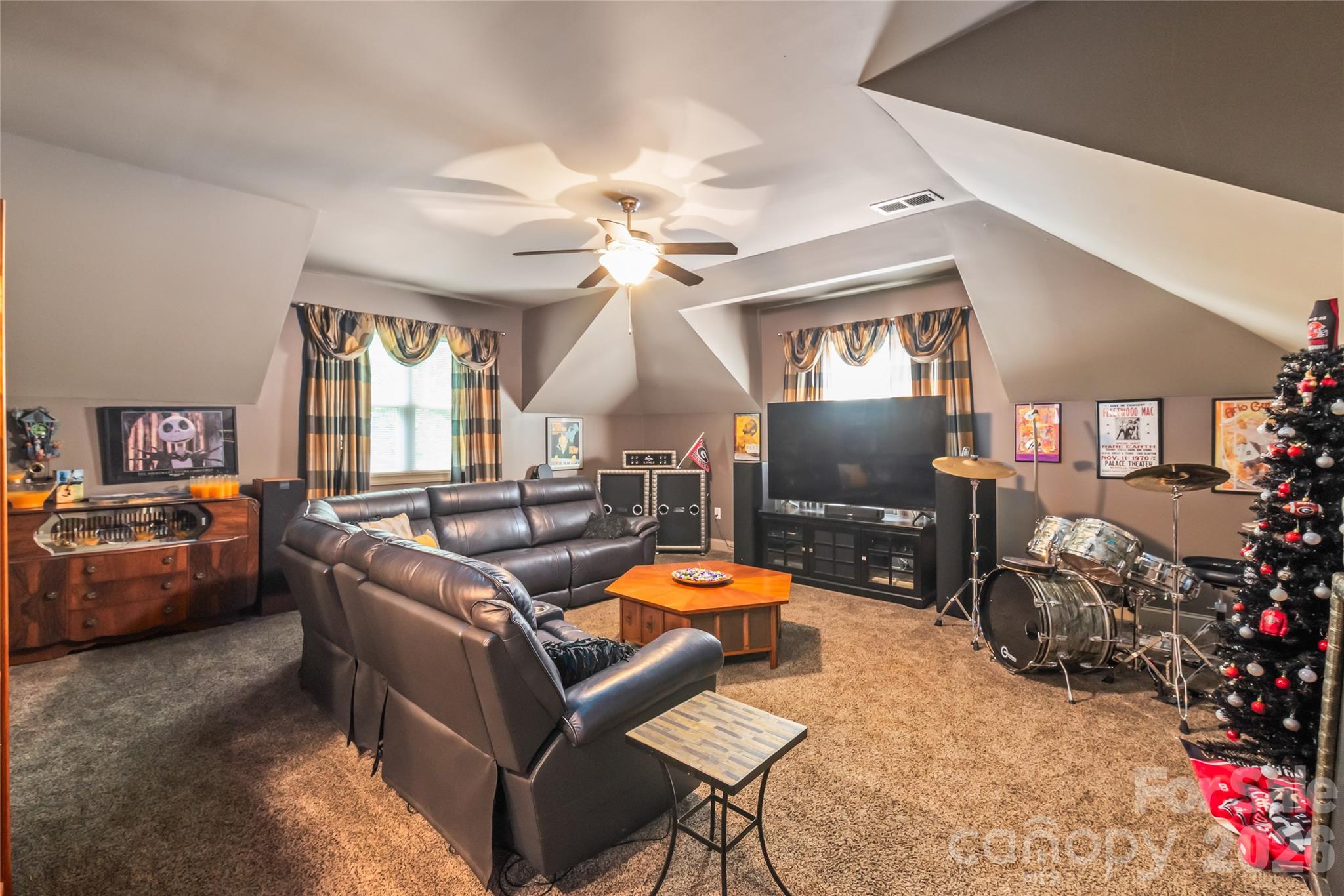 Caccia Cove - Residential