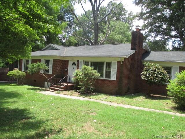 Great ranch home in an established neighborhood.  Easy access to highway. Property is owned by the US Dept. of HUD, 381-690306 “IE”, Subject to Appraisal. Seller makes no representations or warranties as to property condition, HUD Homes are Sold “As- Is”. Pre-1978 Properties to include LBP Notices, Seller may contribute up to 3% buyer closing costs, upon buyer request when bid is placed. “EQUAL HOUSING
OPPORTUNITY"