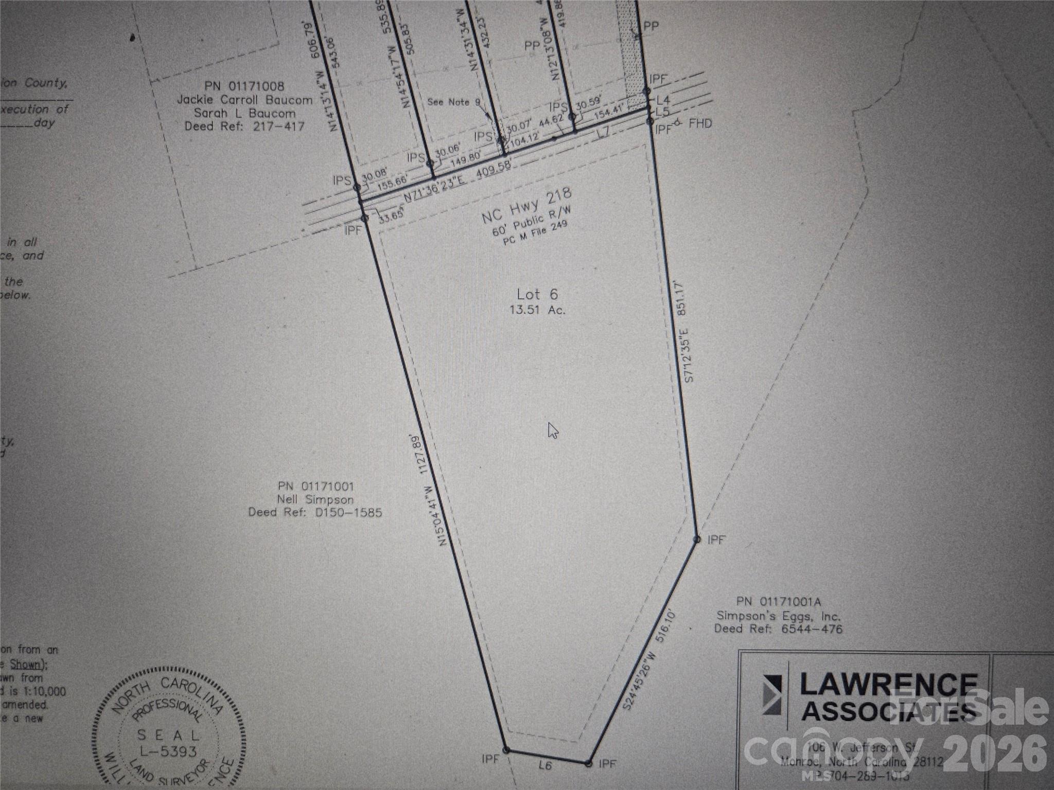 Main image without alt text