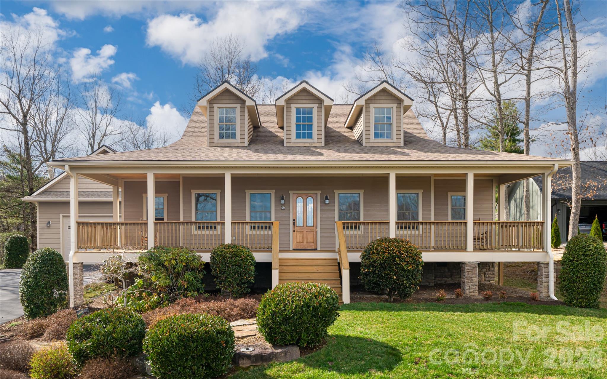 Pinnacle Falls - Residential