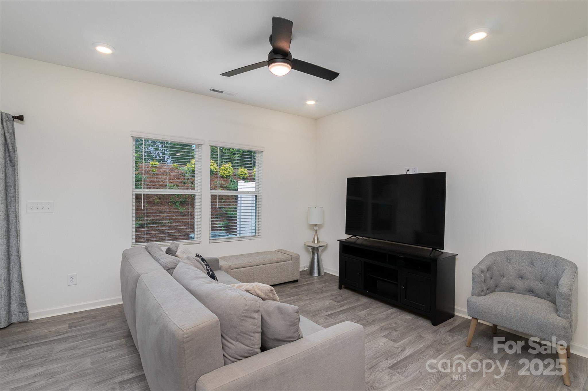 Landings at White Rose - Residential