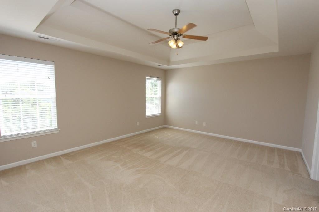 Sandy Pointe - Residential