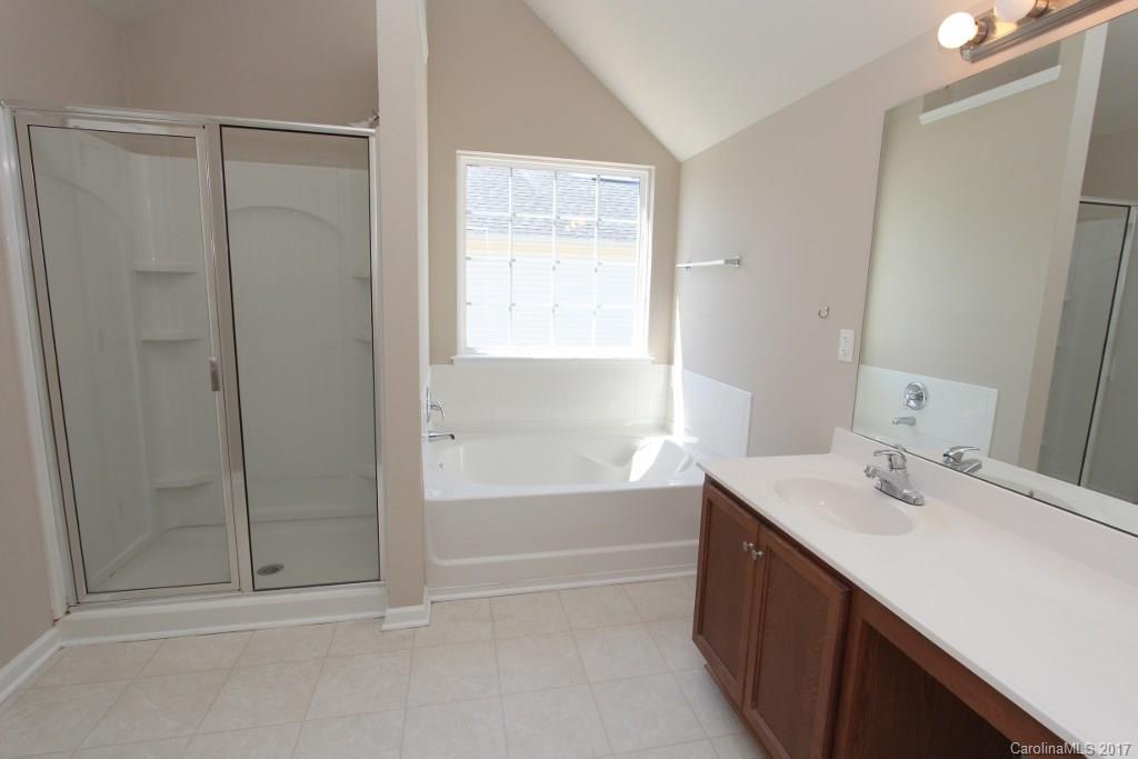 Sandy Pointe - Residential