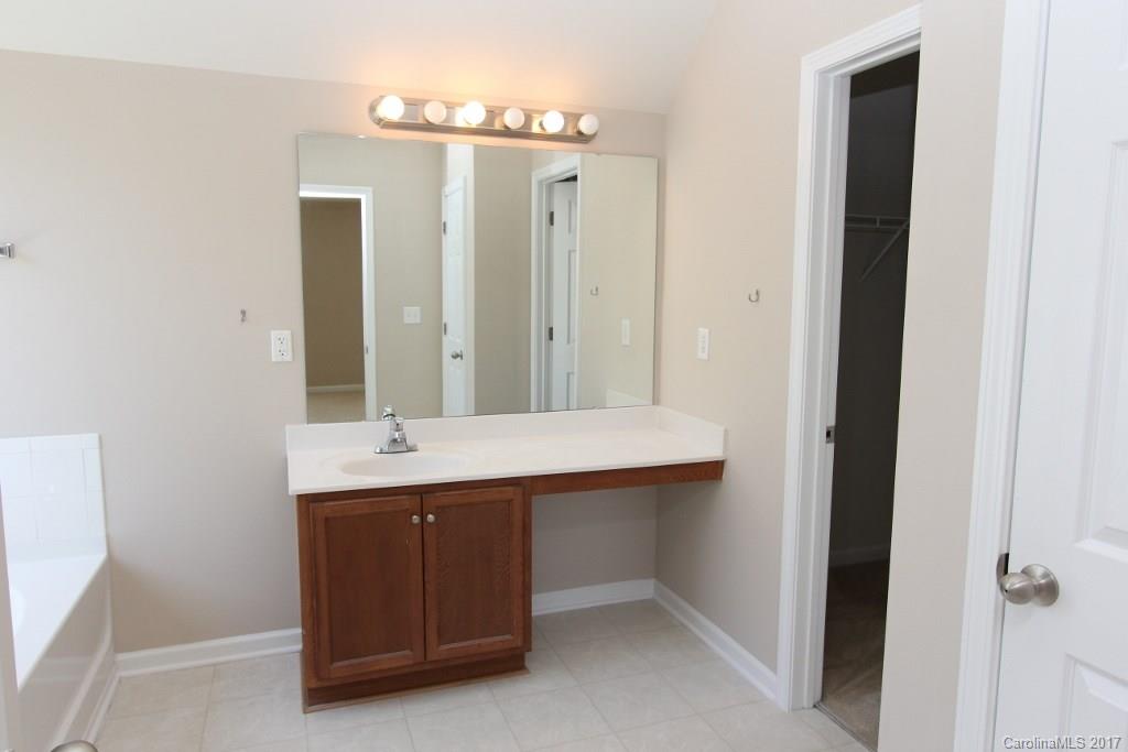 Sandy Pointe - Residential