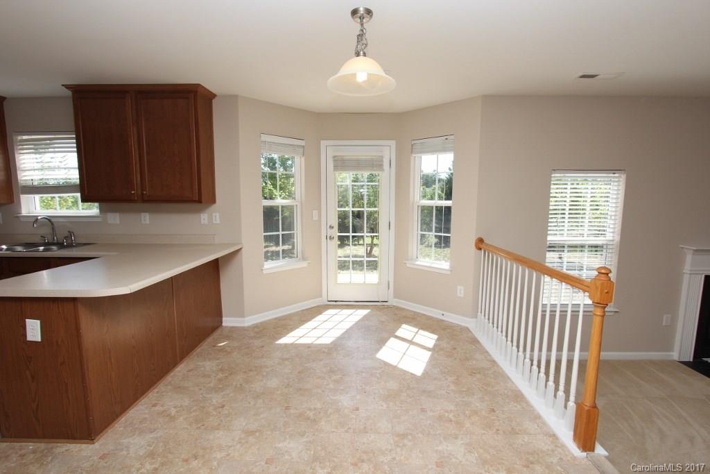 Sandy Pointe - Residential