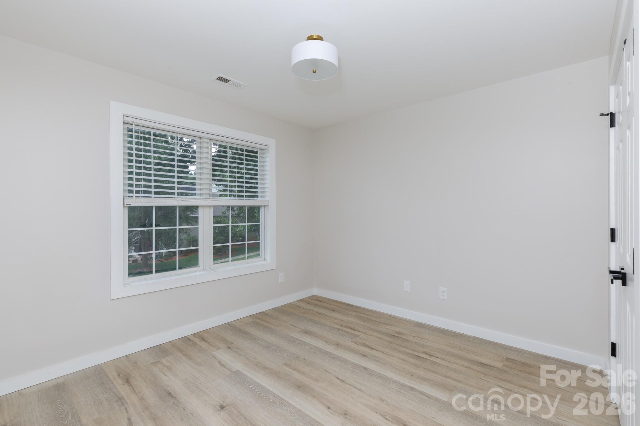 Royal Oaks - Residential