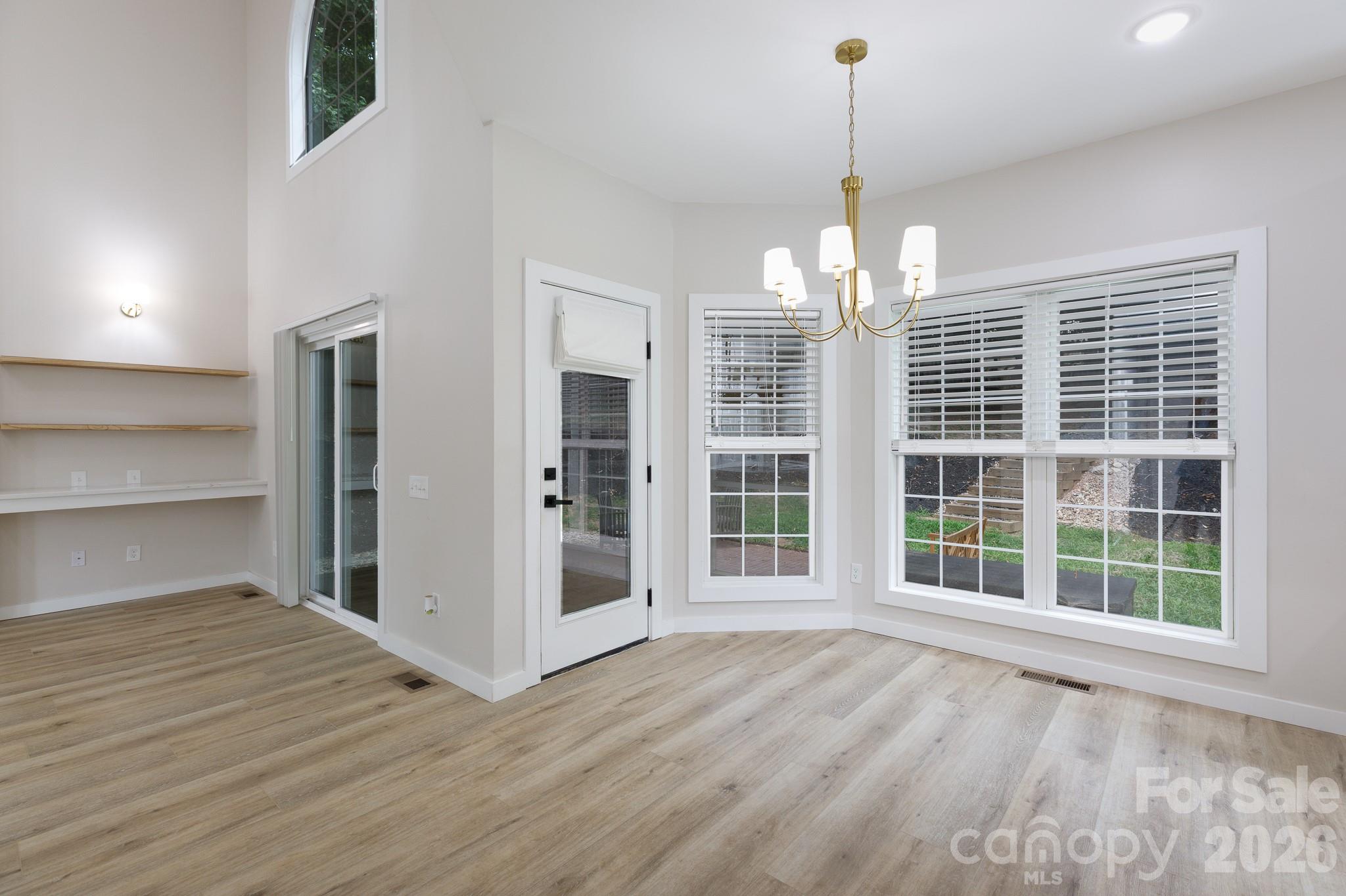 Royal Oaks - Residential