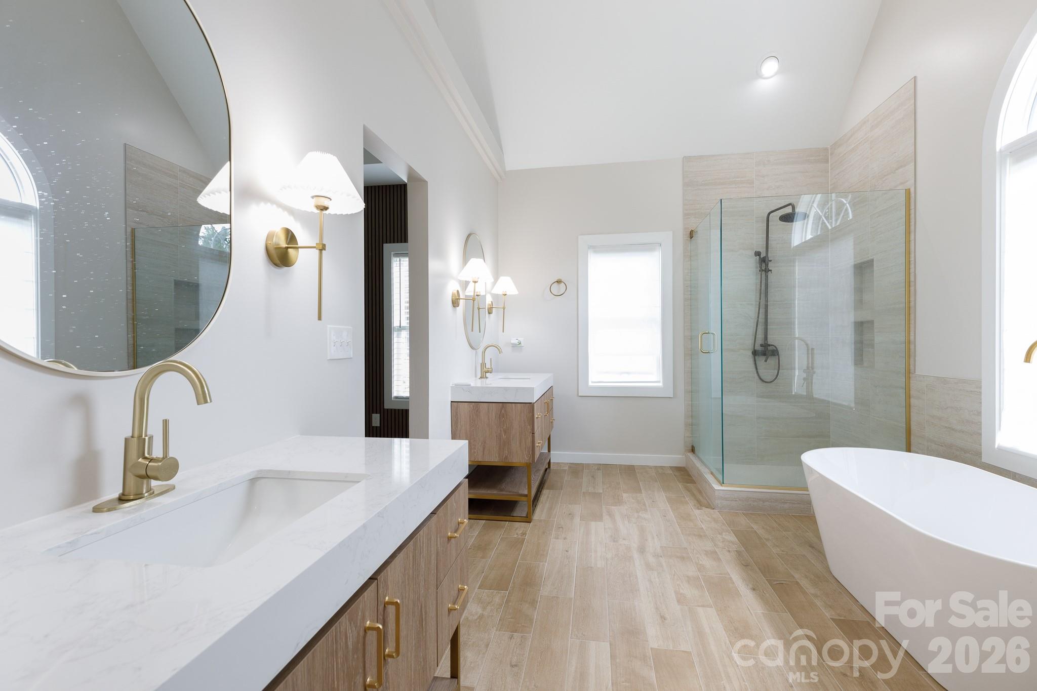 Royal Oaks - Residential