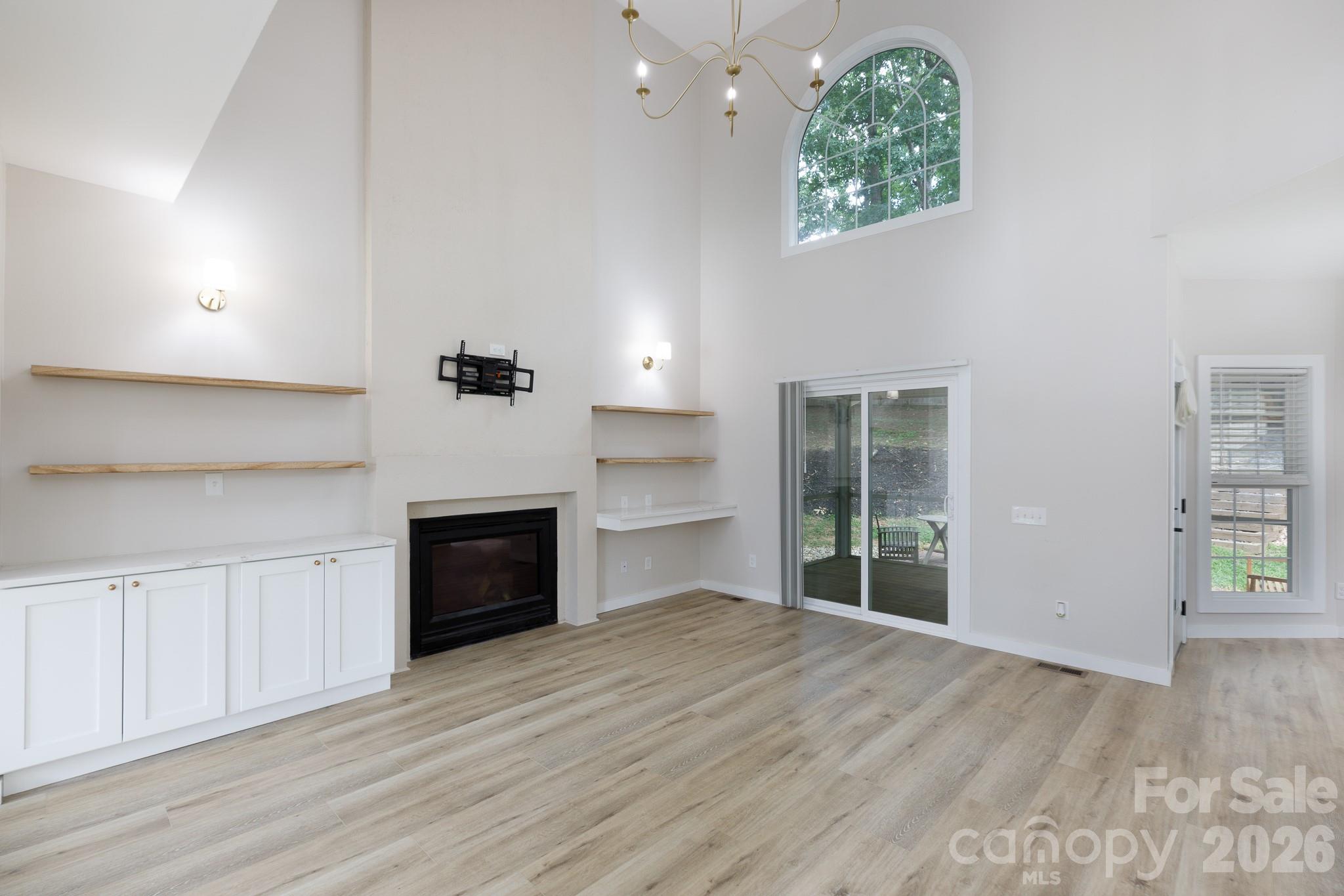Royal Oaks - Residential